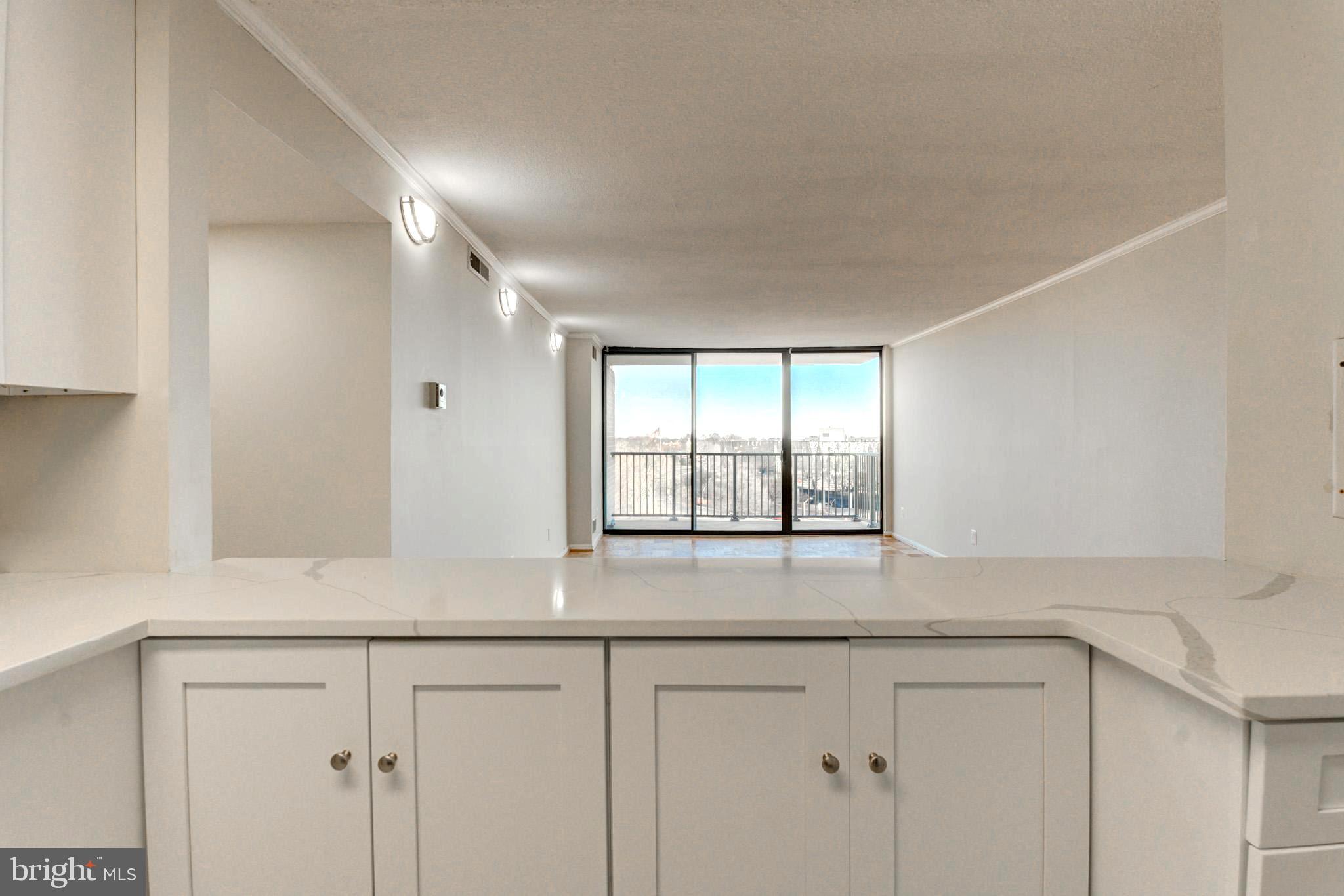 AMERICANA CENTRE - Residential