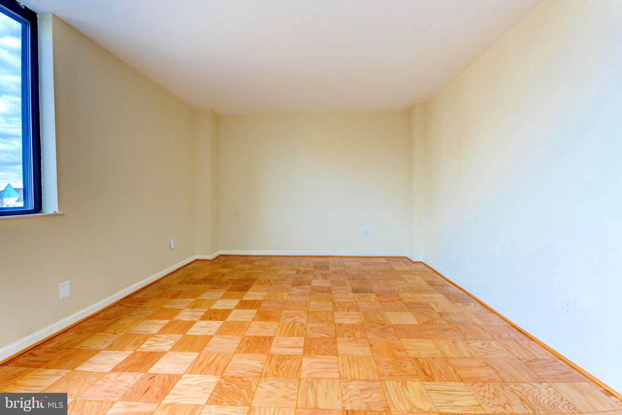 AMERICANA CENTRE - Residential