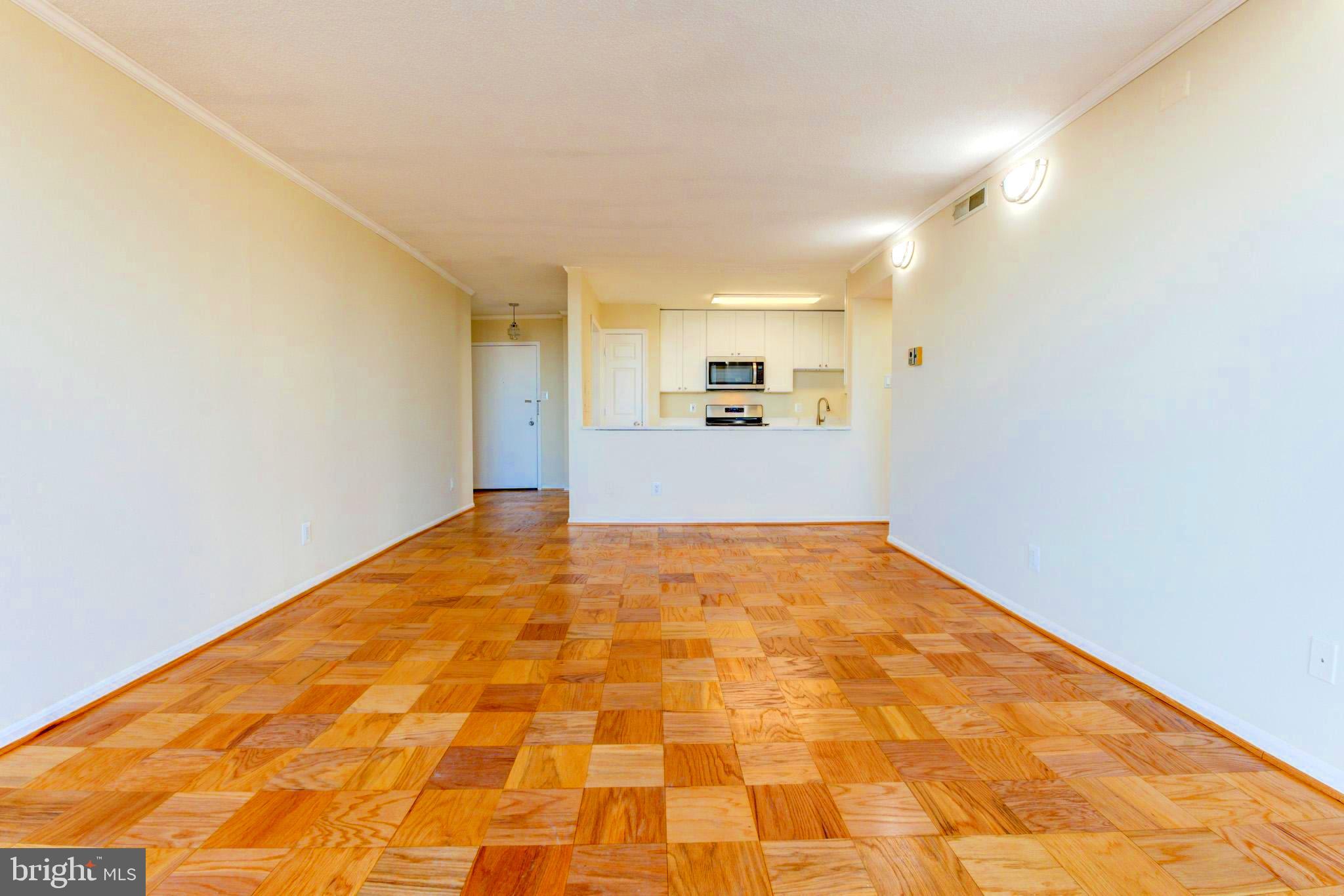 AMERICANA CENTRE - Residential