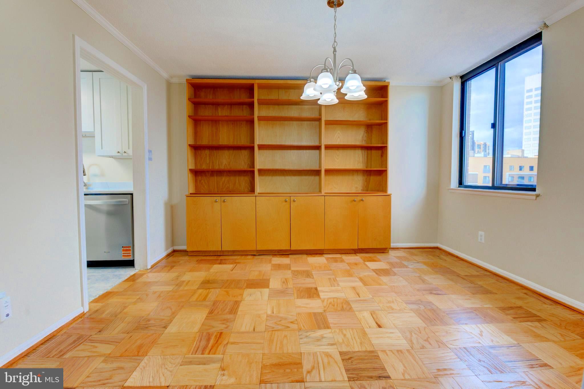 AMERICANA CENTRE - Residential