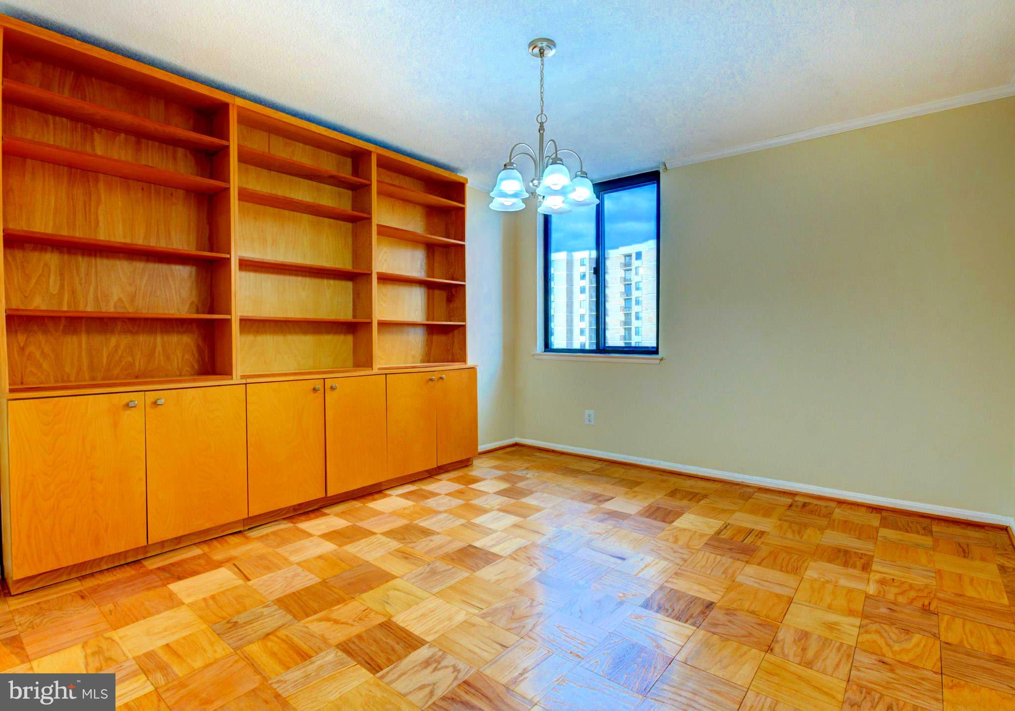 AMERICANA CENTRE - Residential