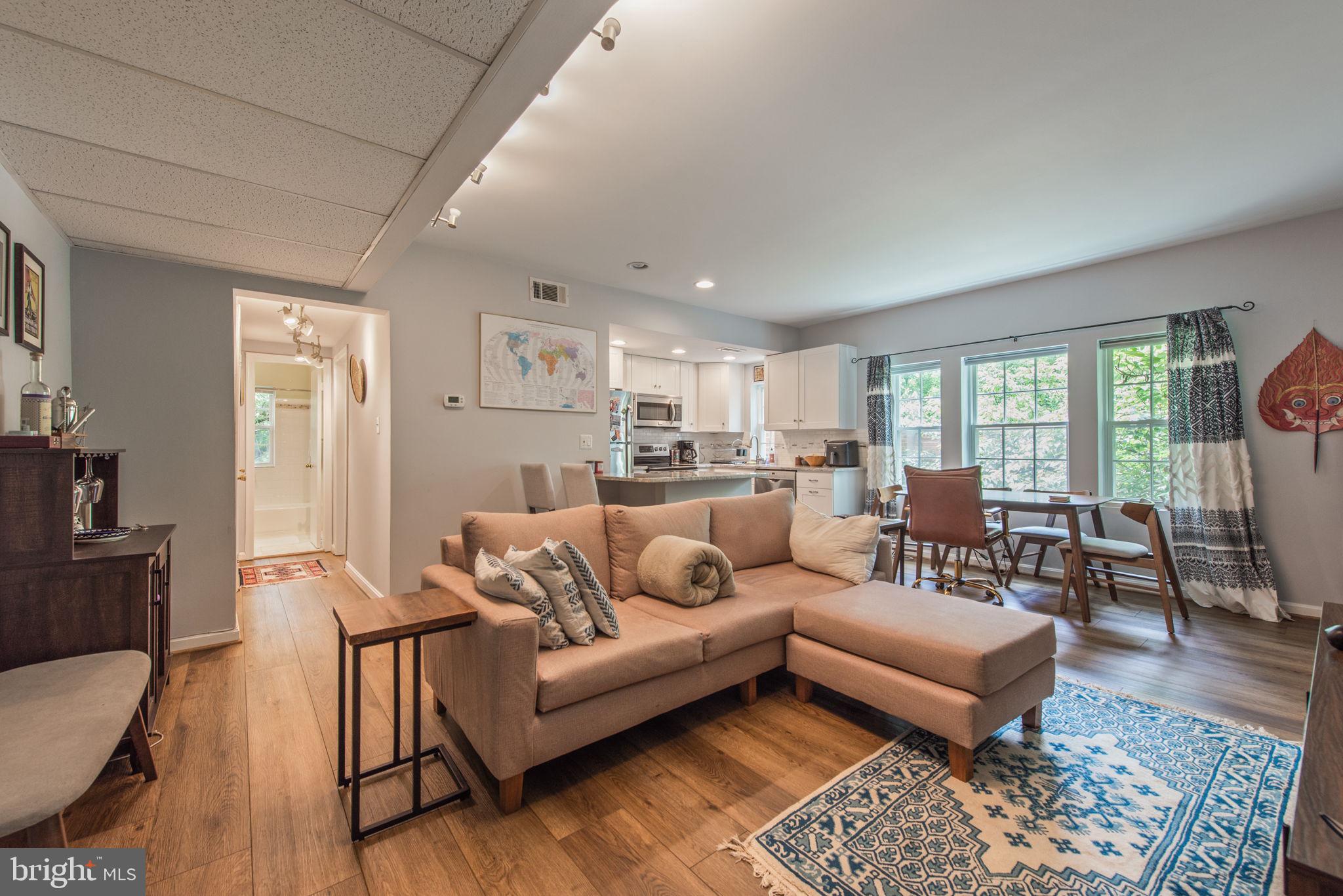 1808 QUEENS LANE 4-215