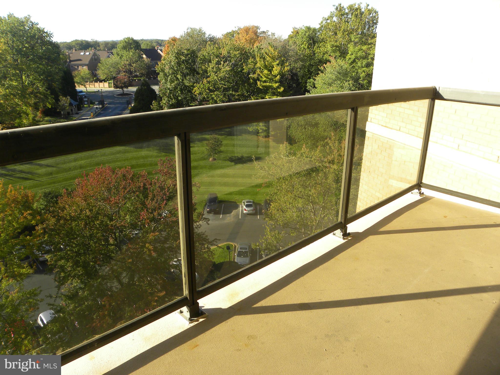 WATERGATE AT LANDMARK - Residential