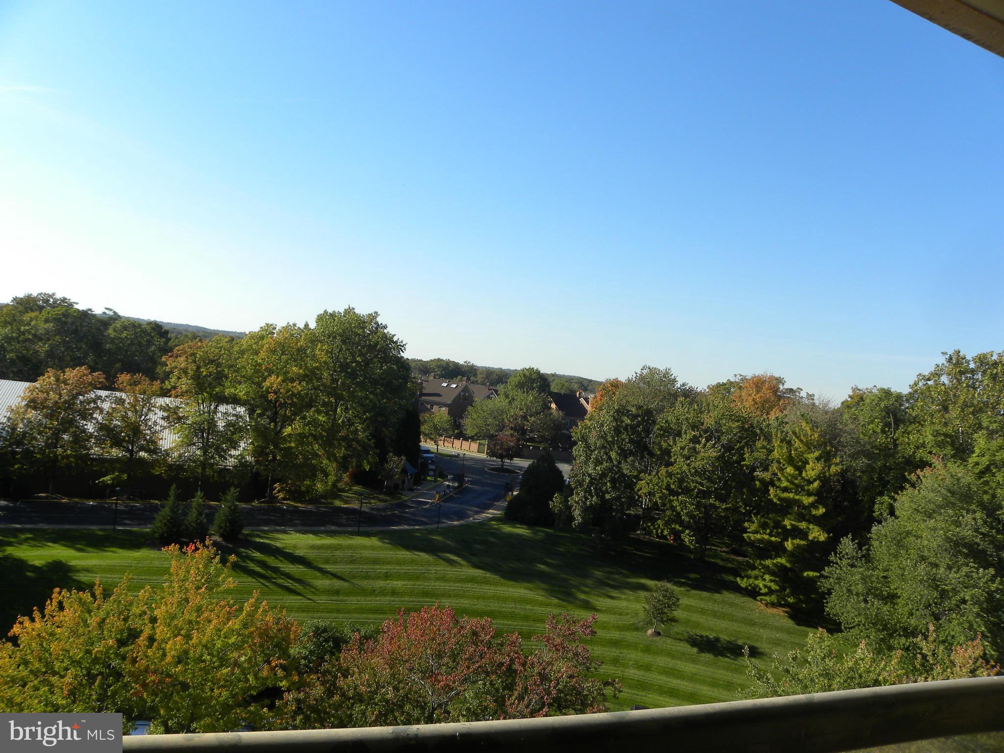 WATERGATE AT LANDMARK - Residential