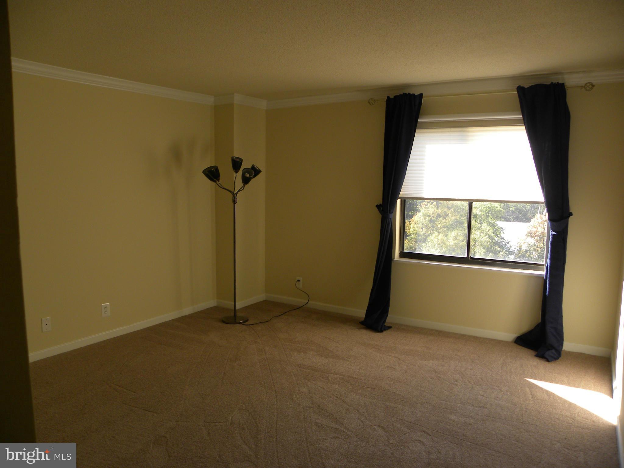 WATERGATE AT LANDMARK - Residential