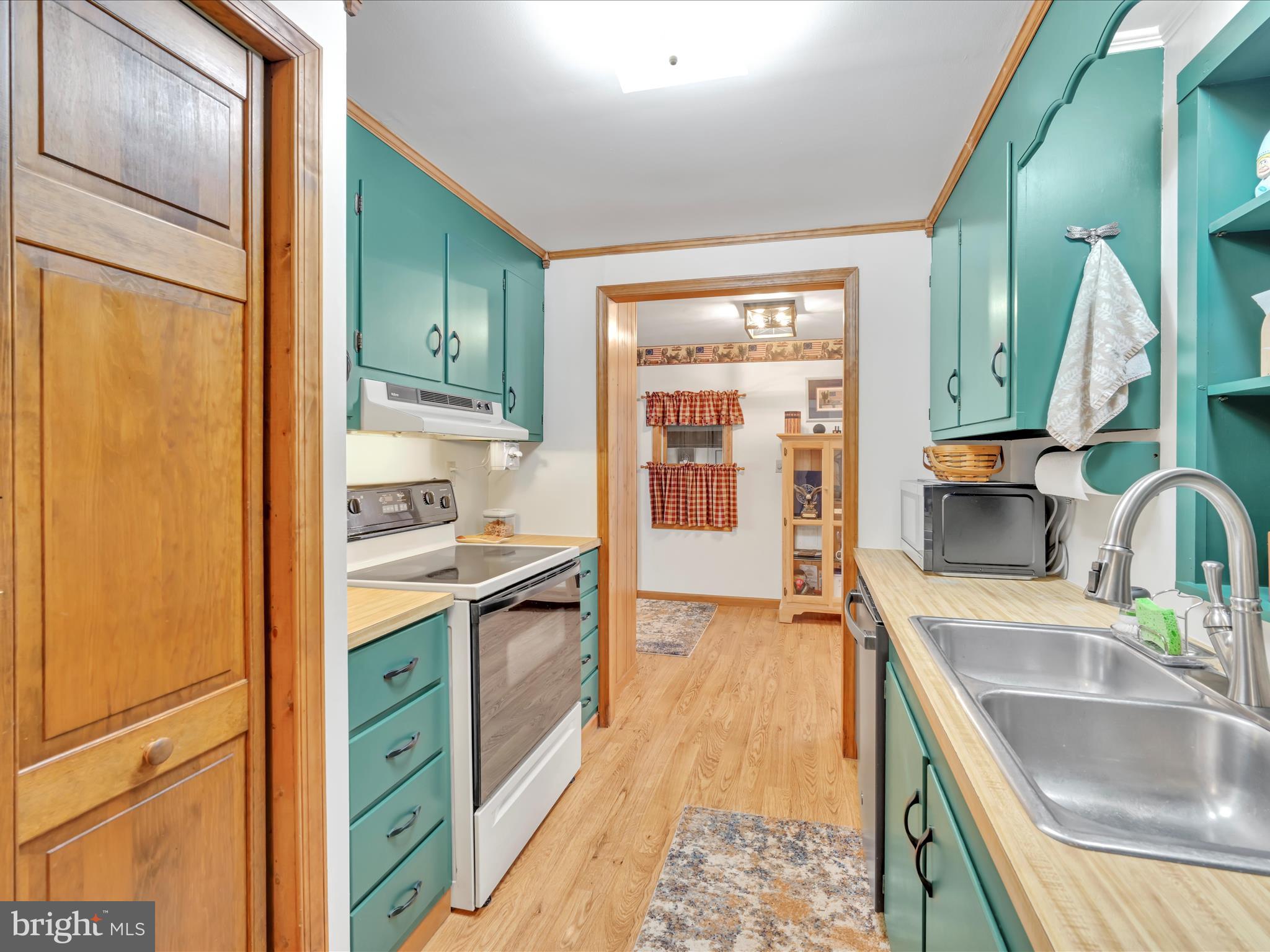 MANHEIM BOROUGH - Residential