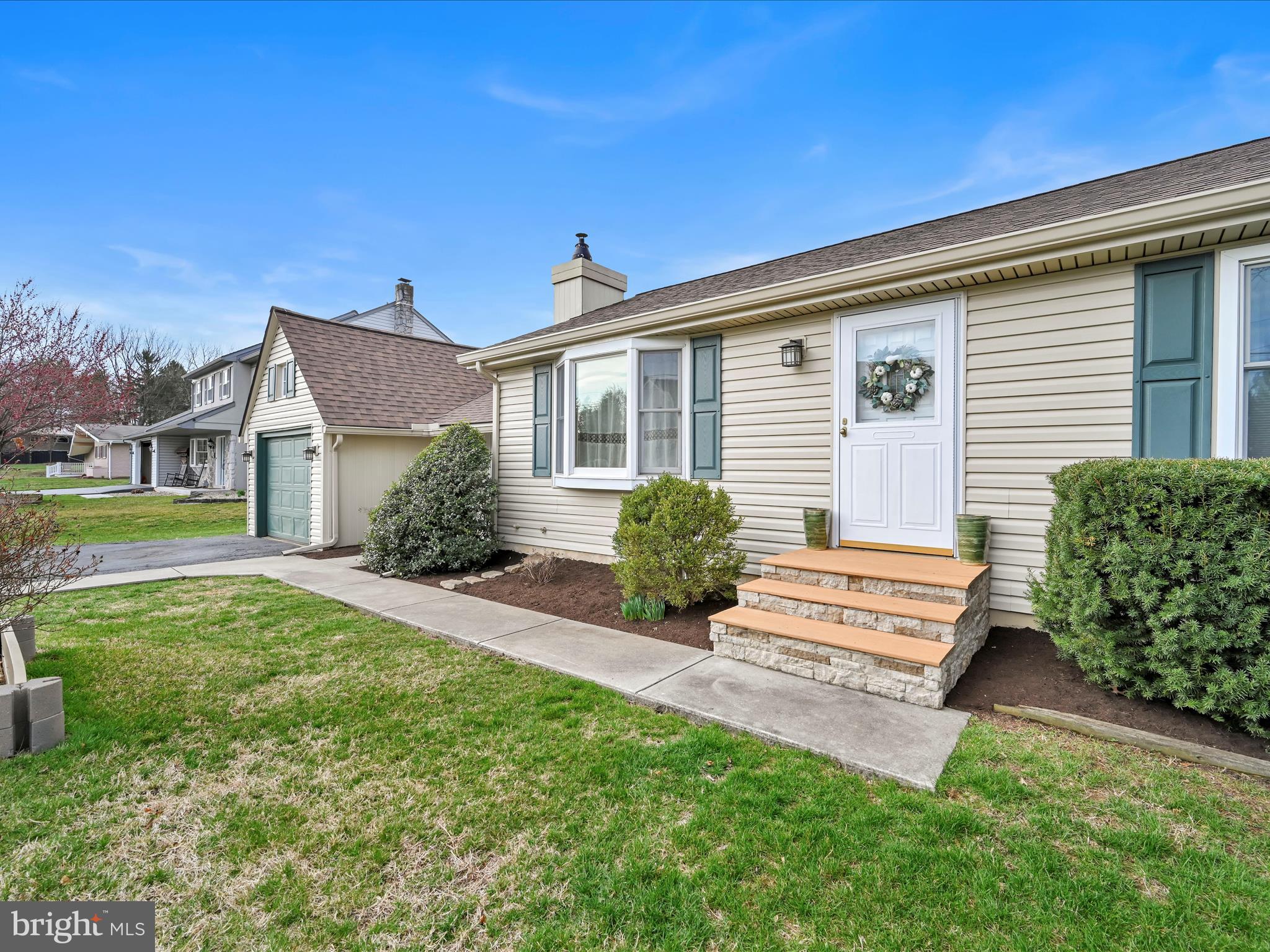 170 N LINDEN STREET