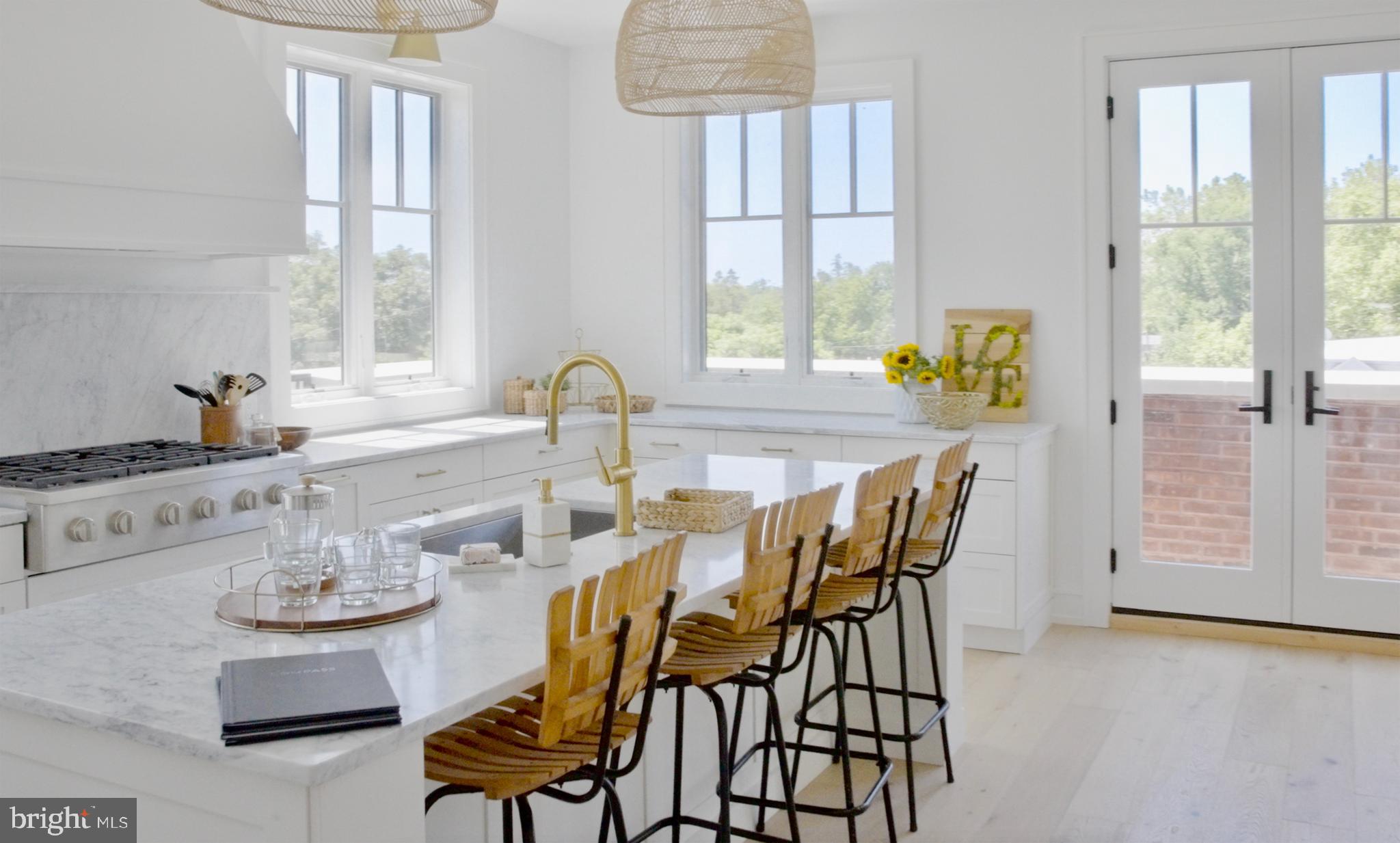 CHESTNUT HILL - Residential Lease