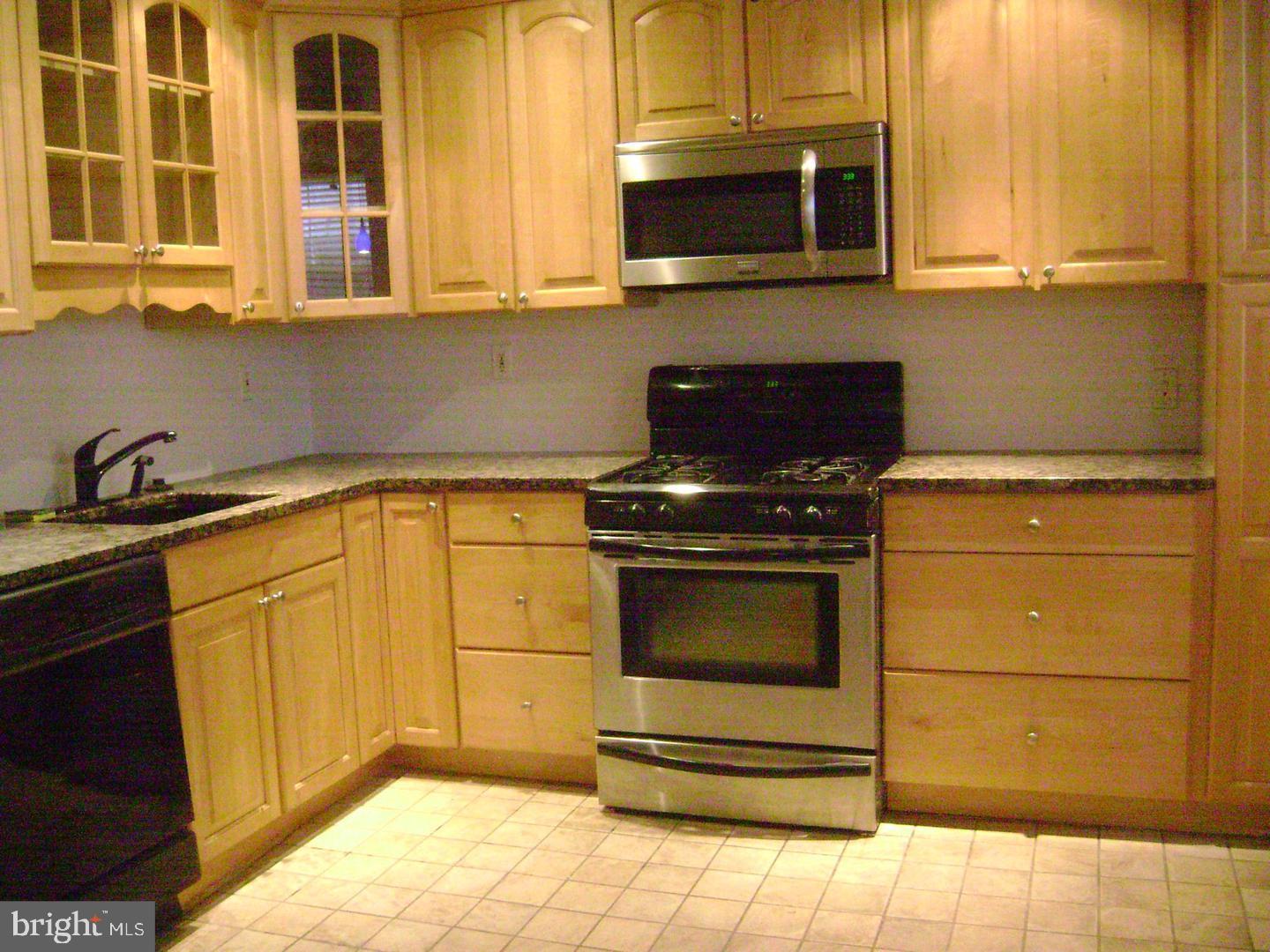 NORTHERN LIBERTIES - Residential Lease