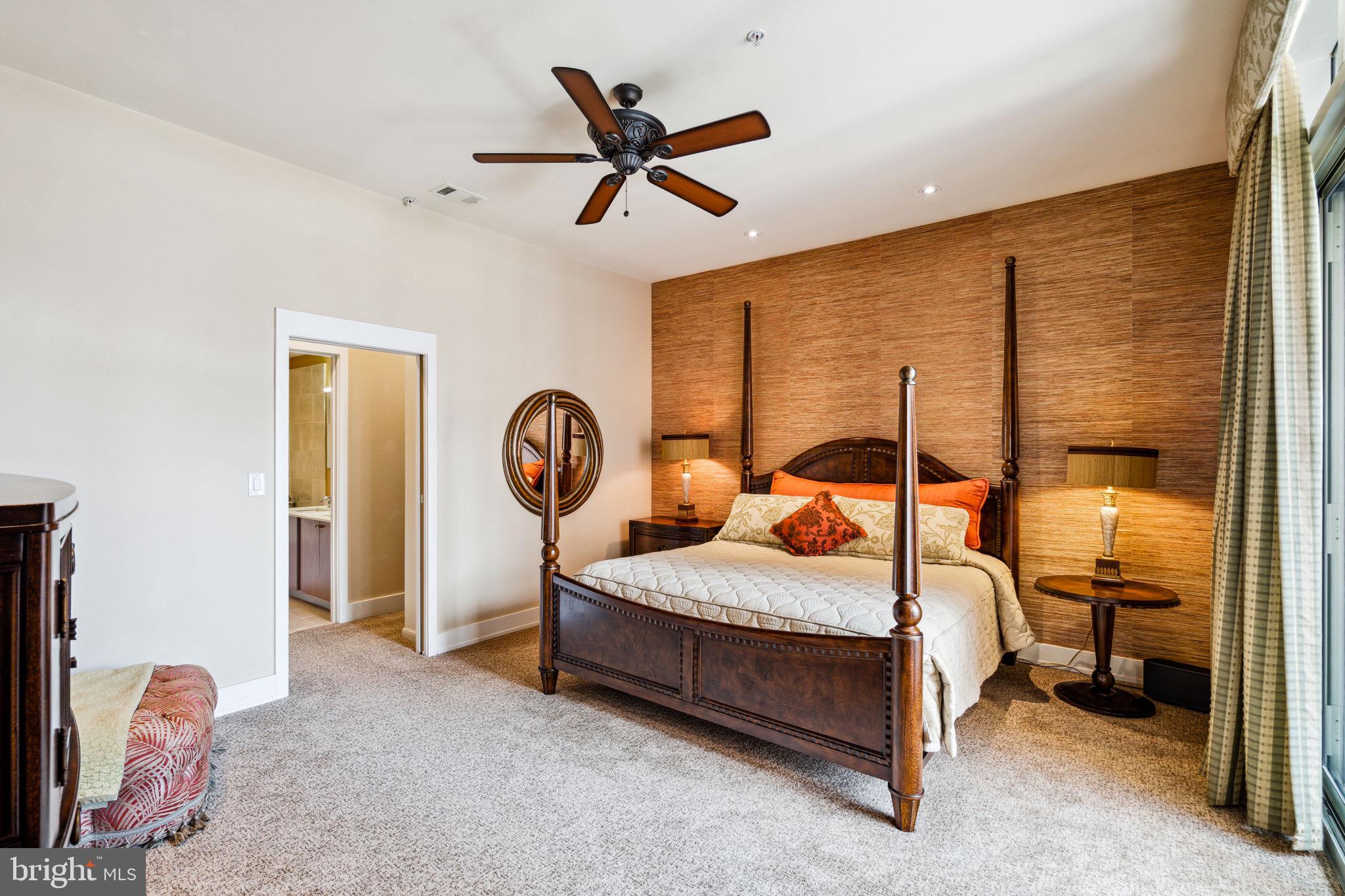 WASHINGTON SQ WEST - Residential