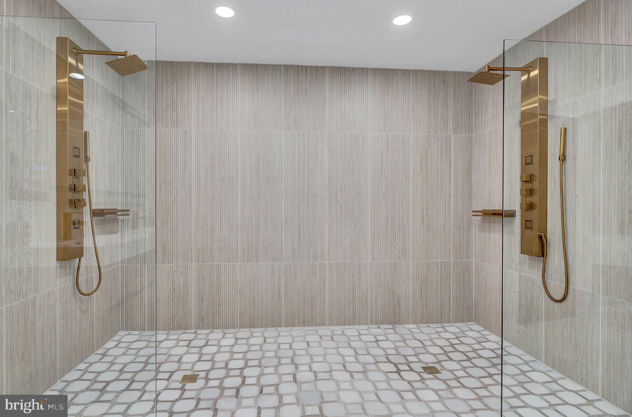 BRADLEY HILLS - Residential