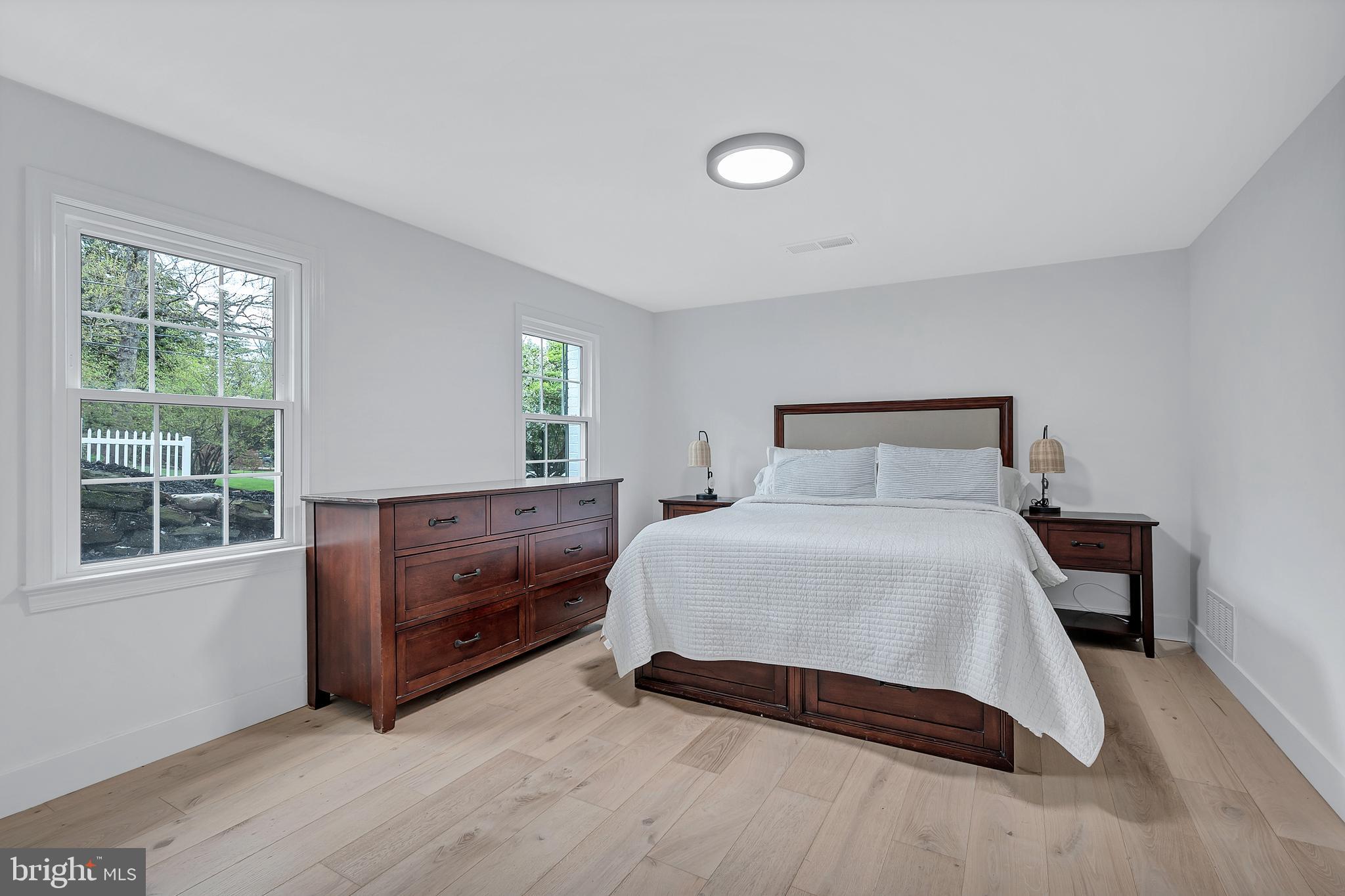 BRADLEY HILLS - Residential