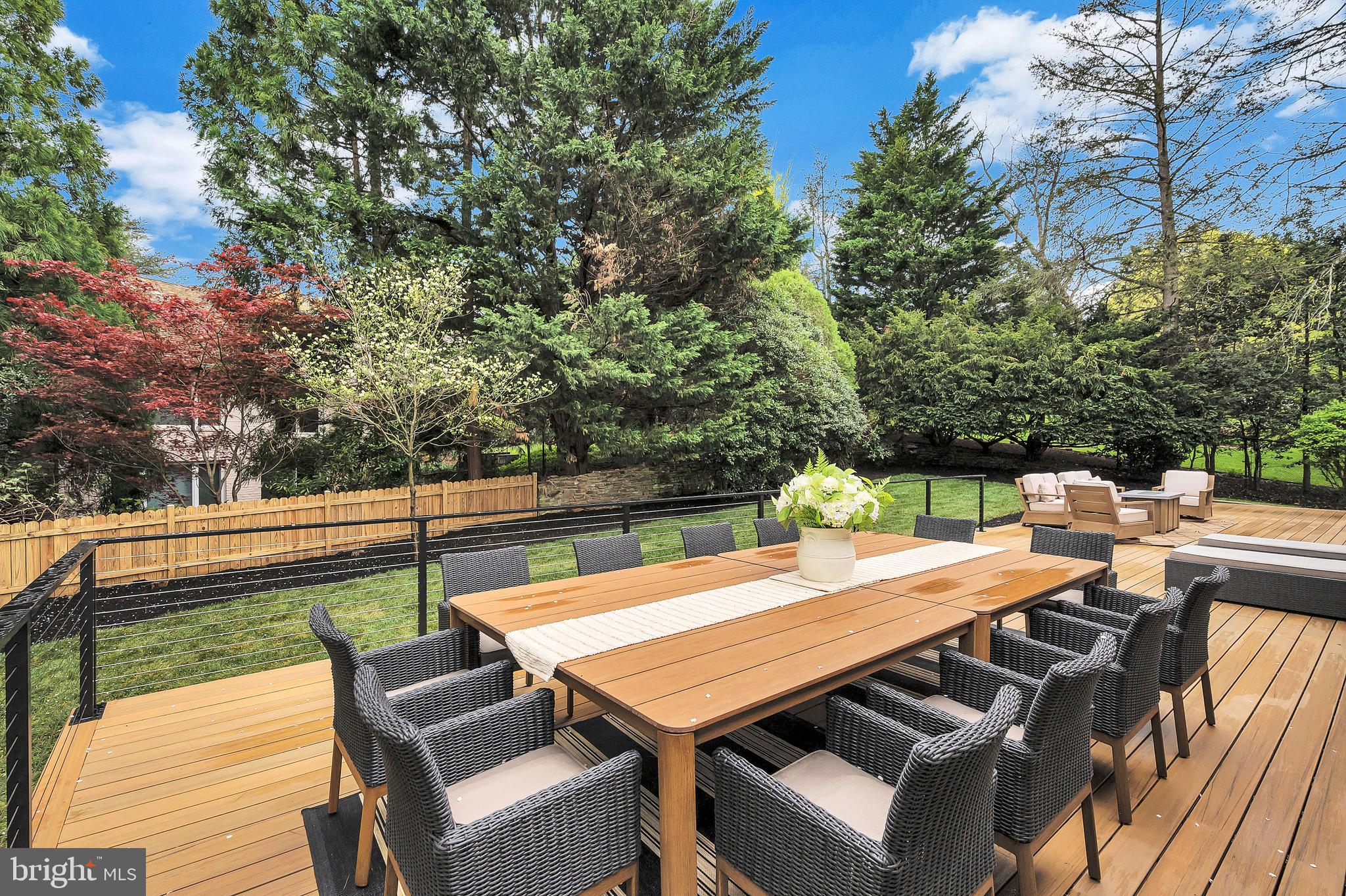 BRADLEY HILLS - Residential