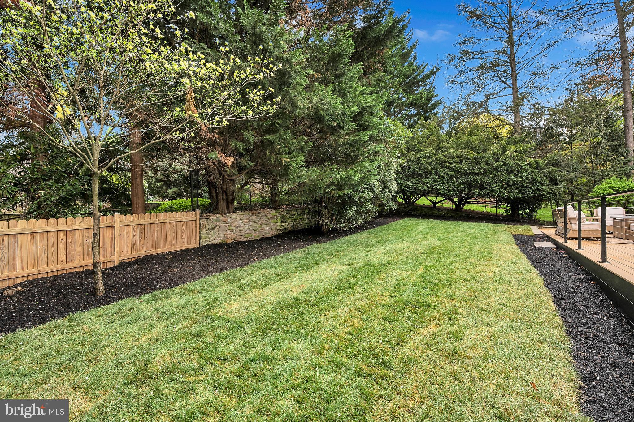 BRADLEY HILLS - Residential