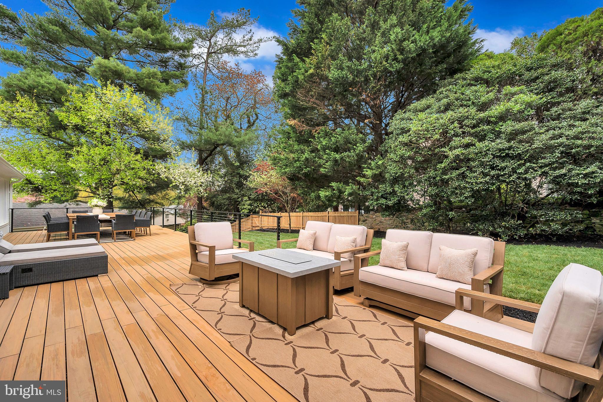 BRADLEY HILLS - Residential