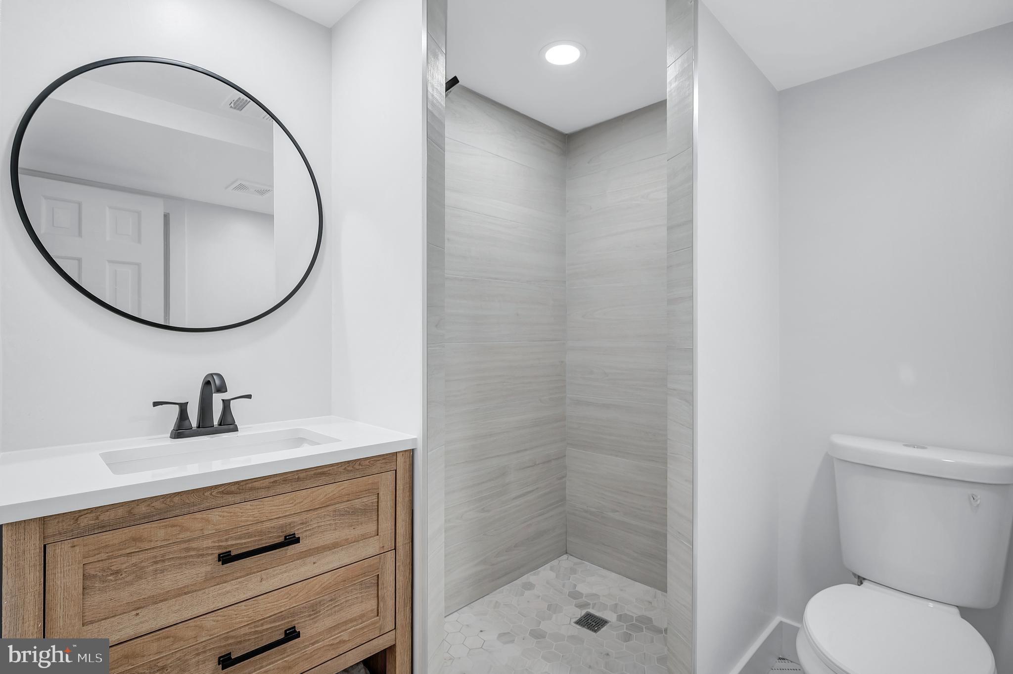 BRADLEY HILLS - Residential