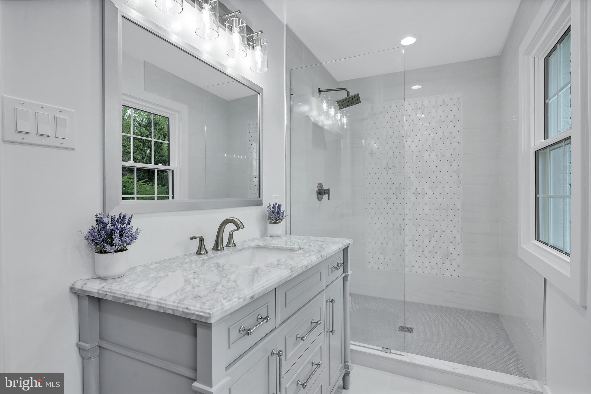 BRADLEY HILLS - Residential