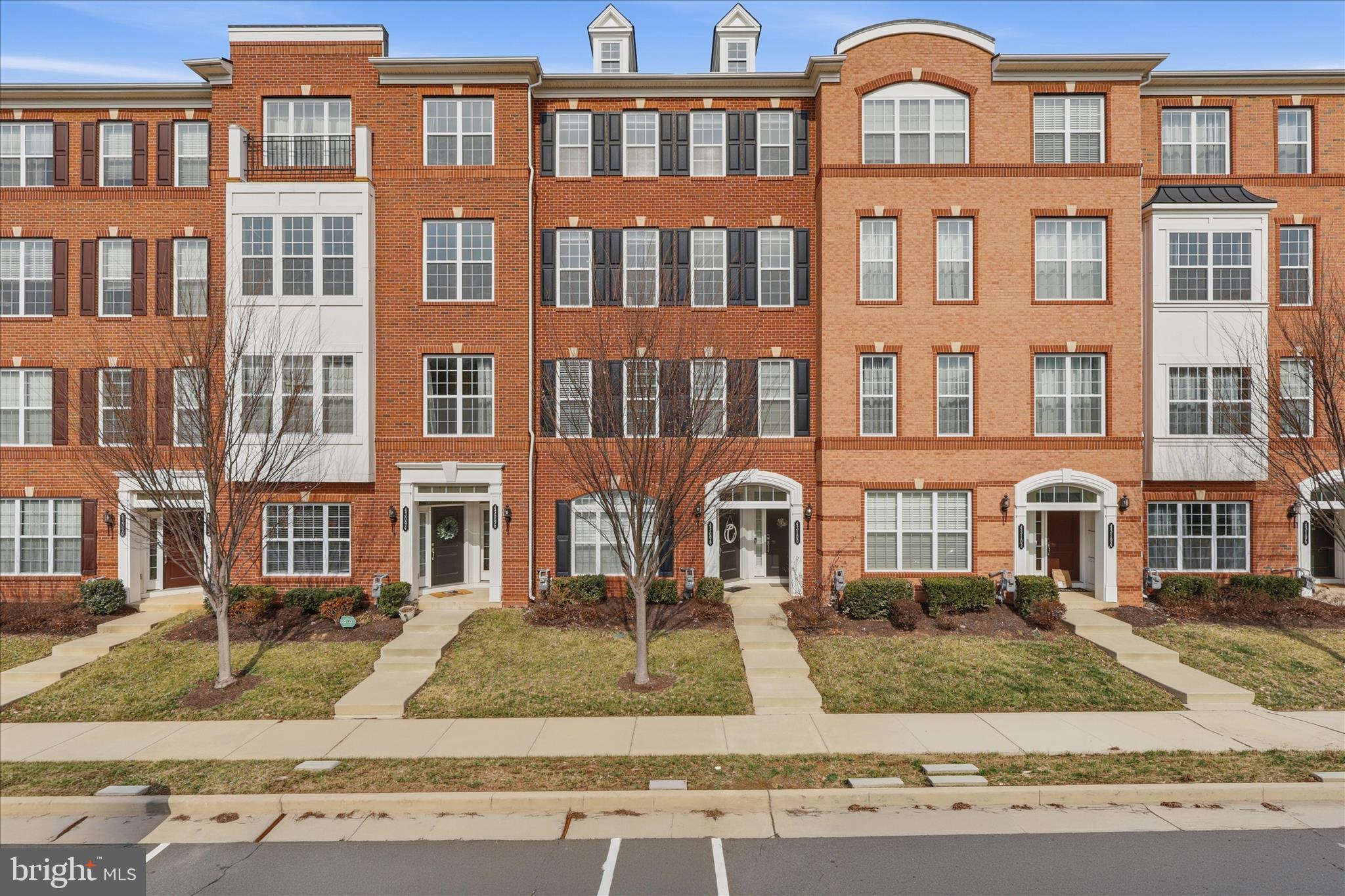 43100 THOROUGHFARE GAP TERRACE