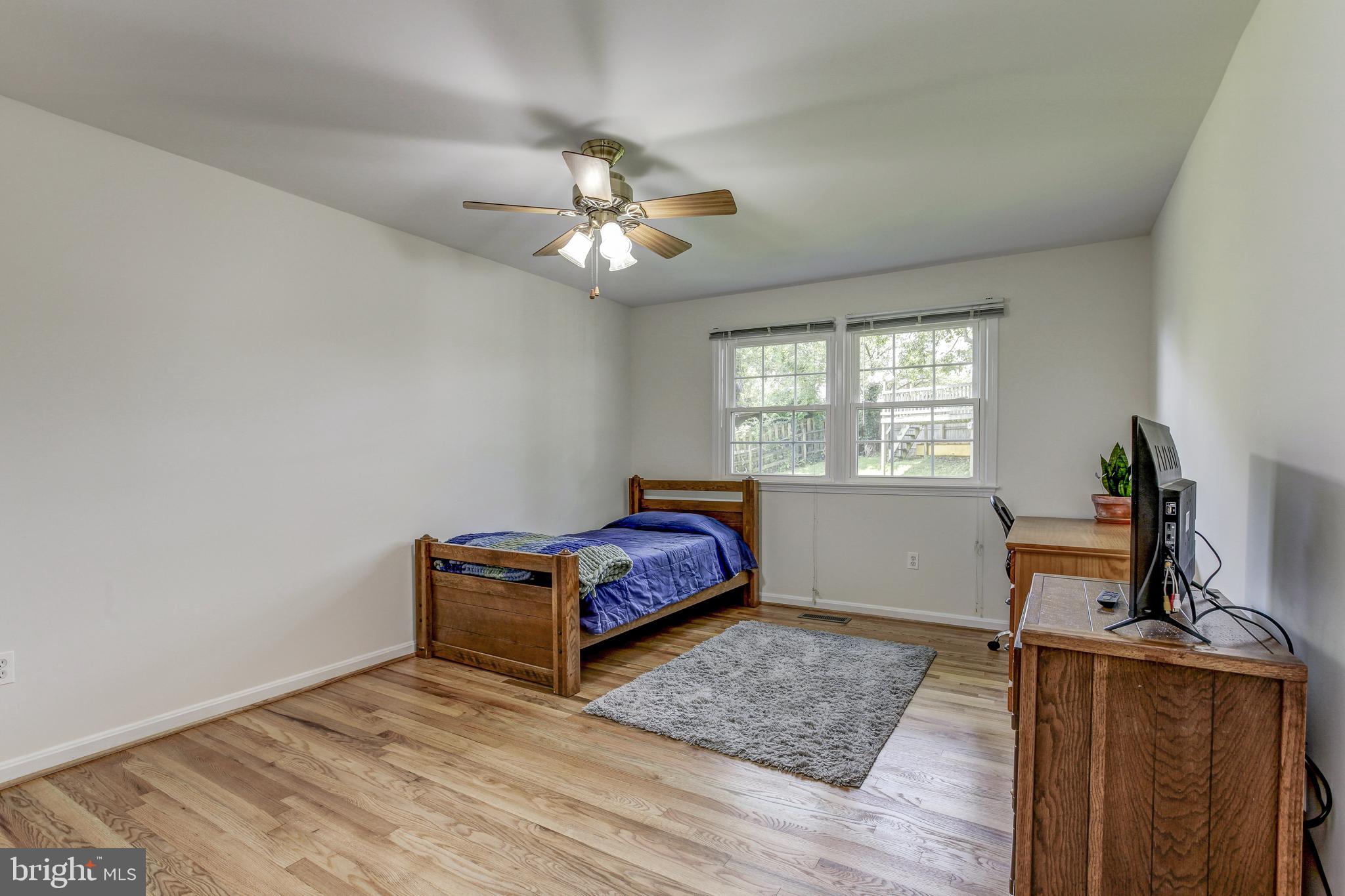 PT OLNEY OUT RES 2 - Residential