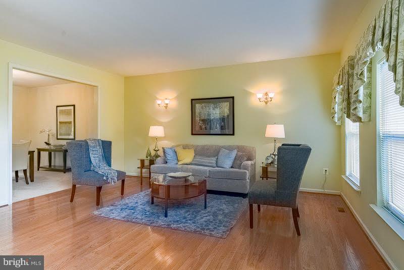 GAITHERSBURG TOWN - Residential