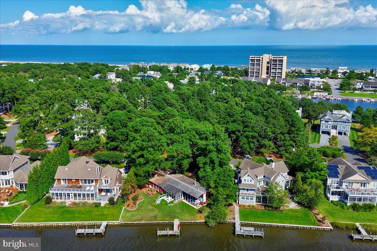 NORTH SHORES - Residential