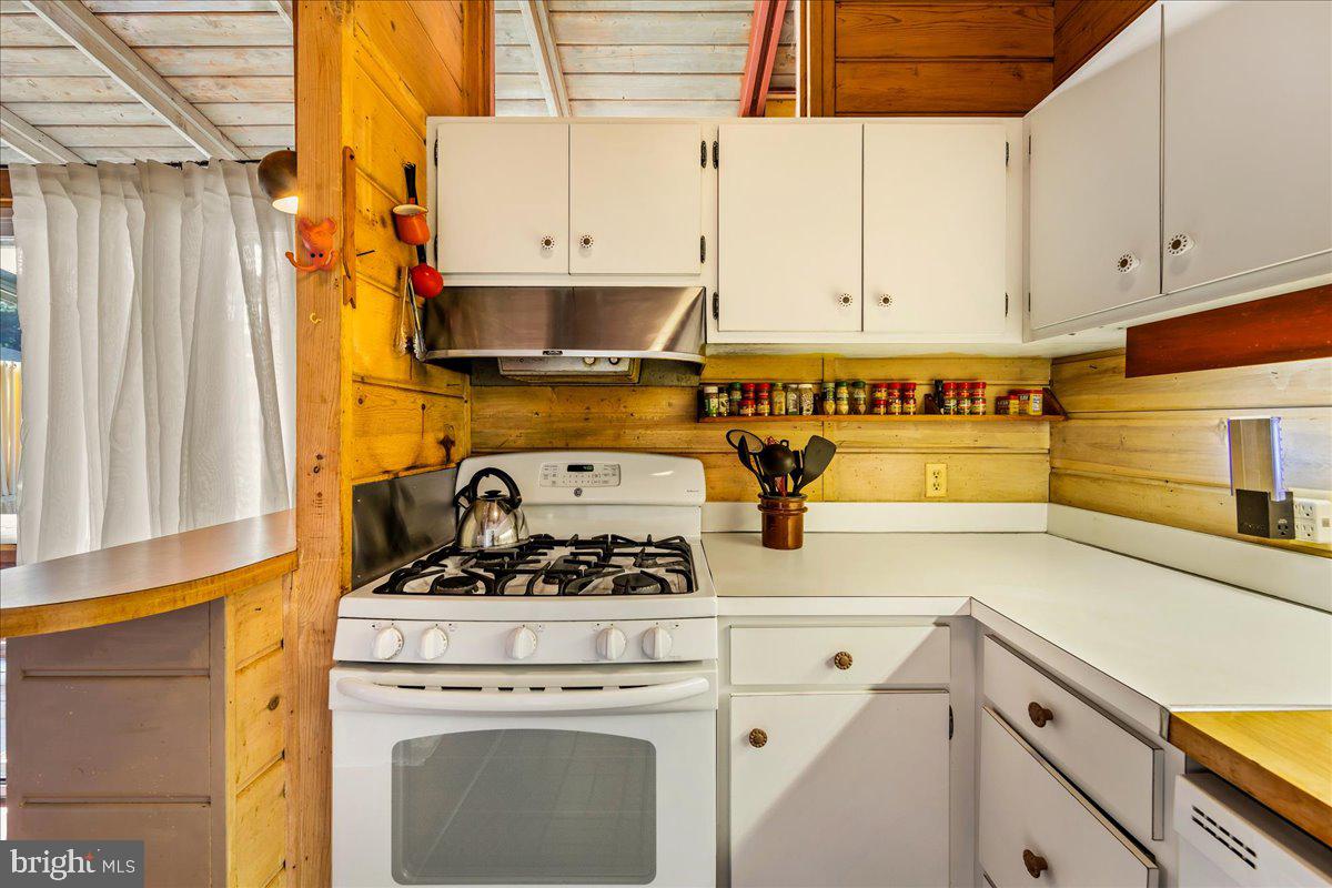 NORTH SHORES - Residential