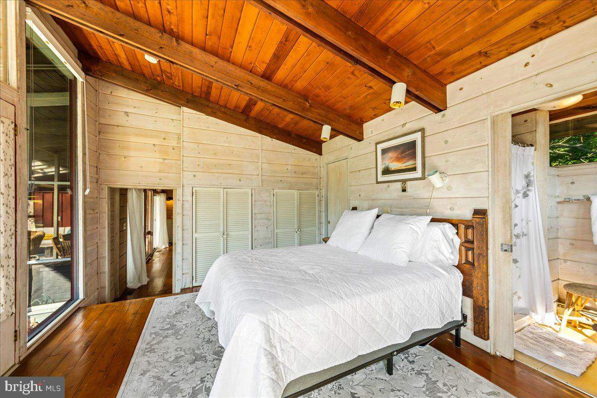 NORTH SHORES - Residential