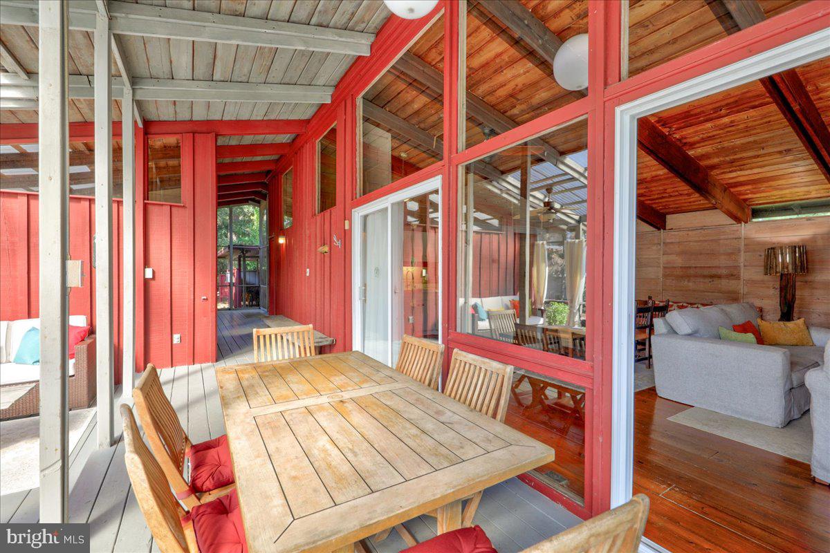 NORTH SHORES - Residential