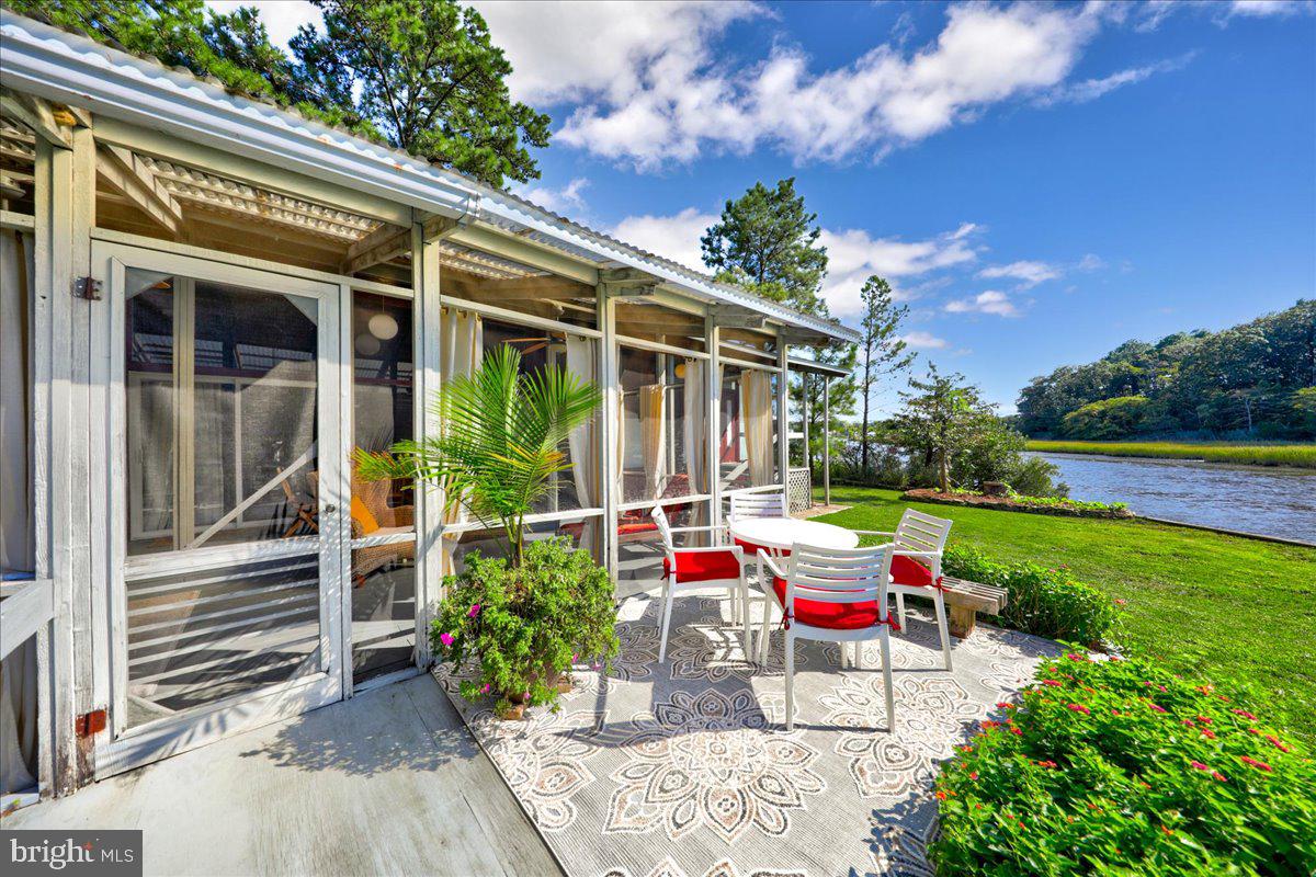 NORTH SHORES - Residential