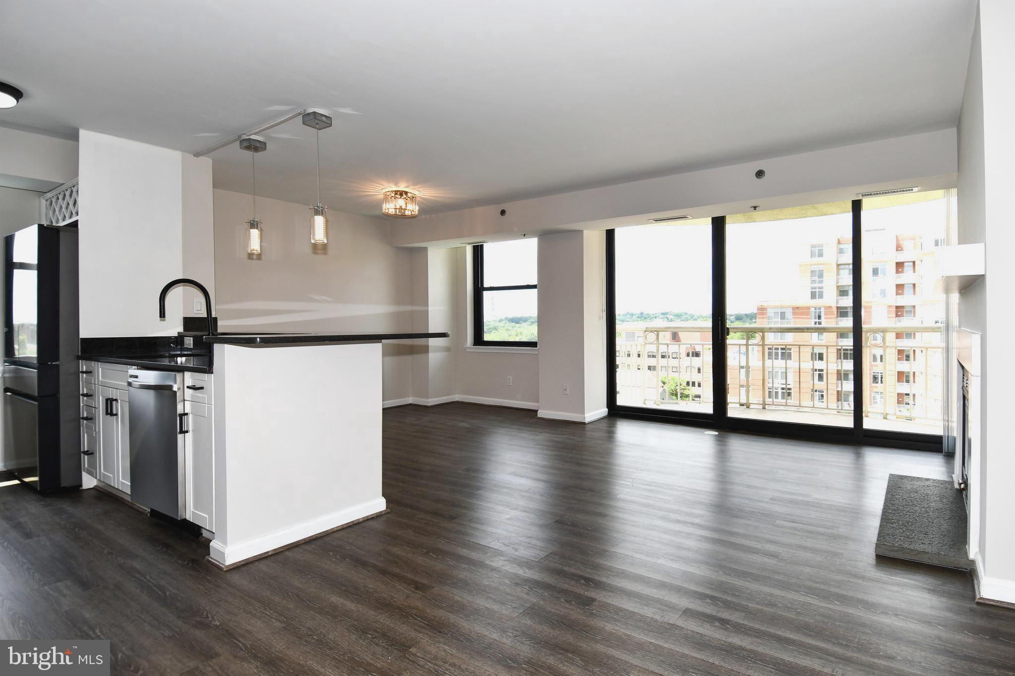 1200 BRADDOCK PLACE 715