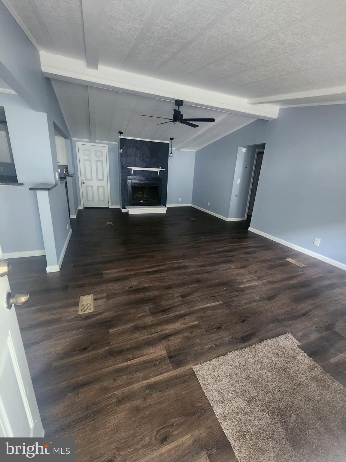10 CEDARWOOD DRIVE