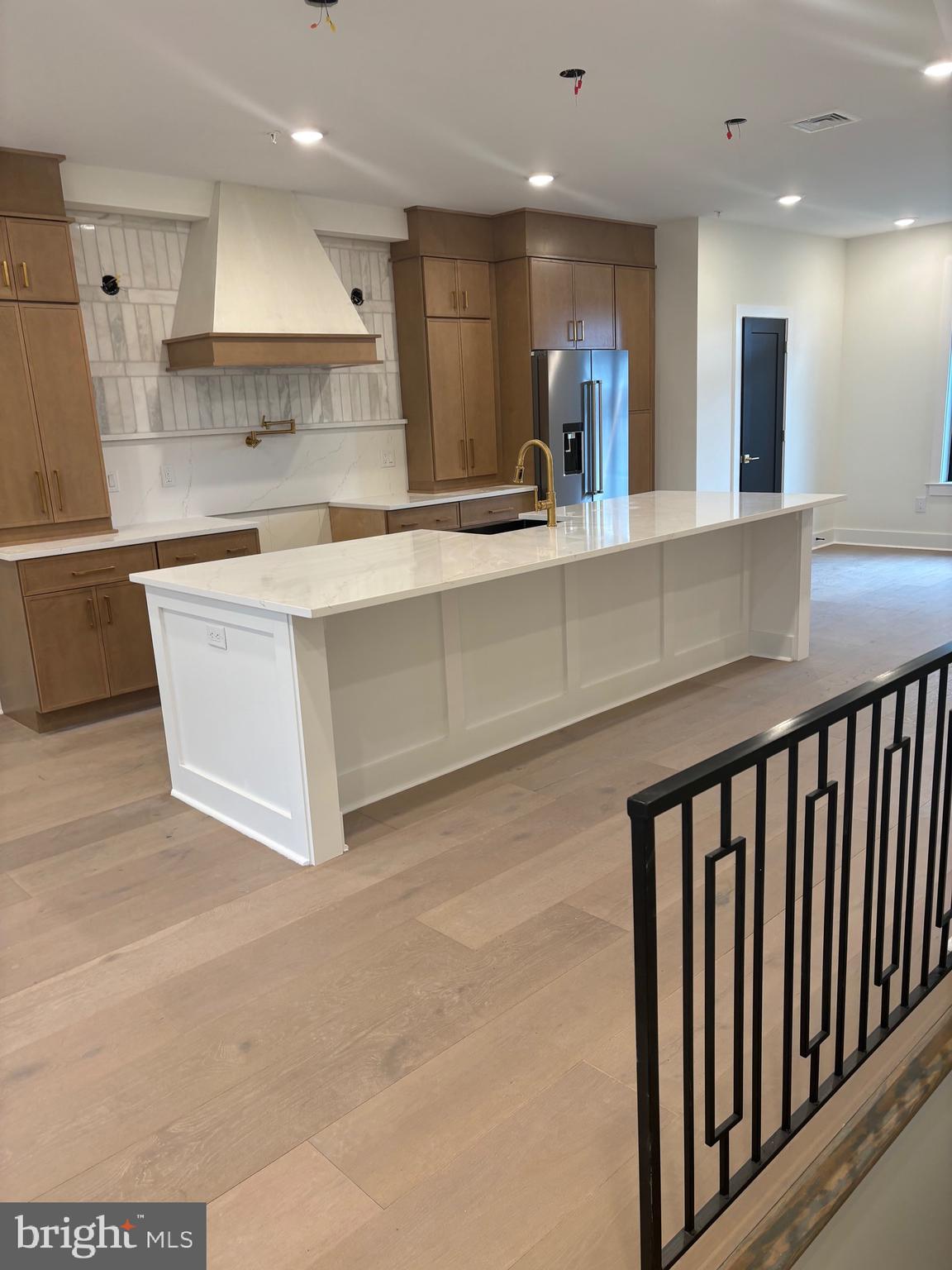 ROXBOROUGH - Residential Lease