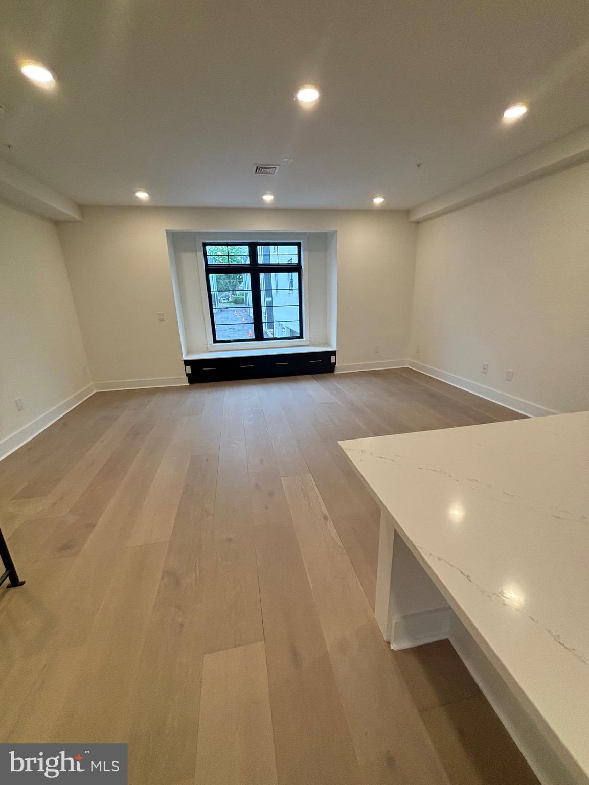 ROXBOROUGH - Residential Lease