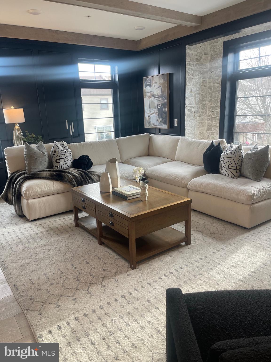 ROXBOROUGH - Residential Lease