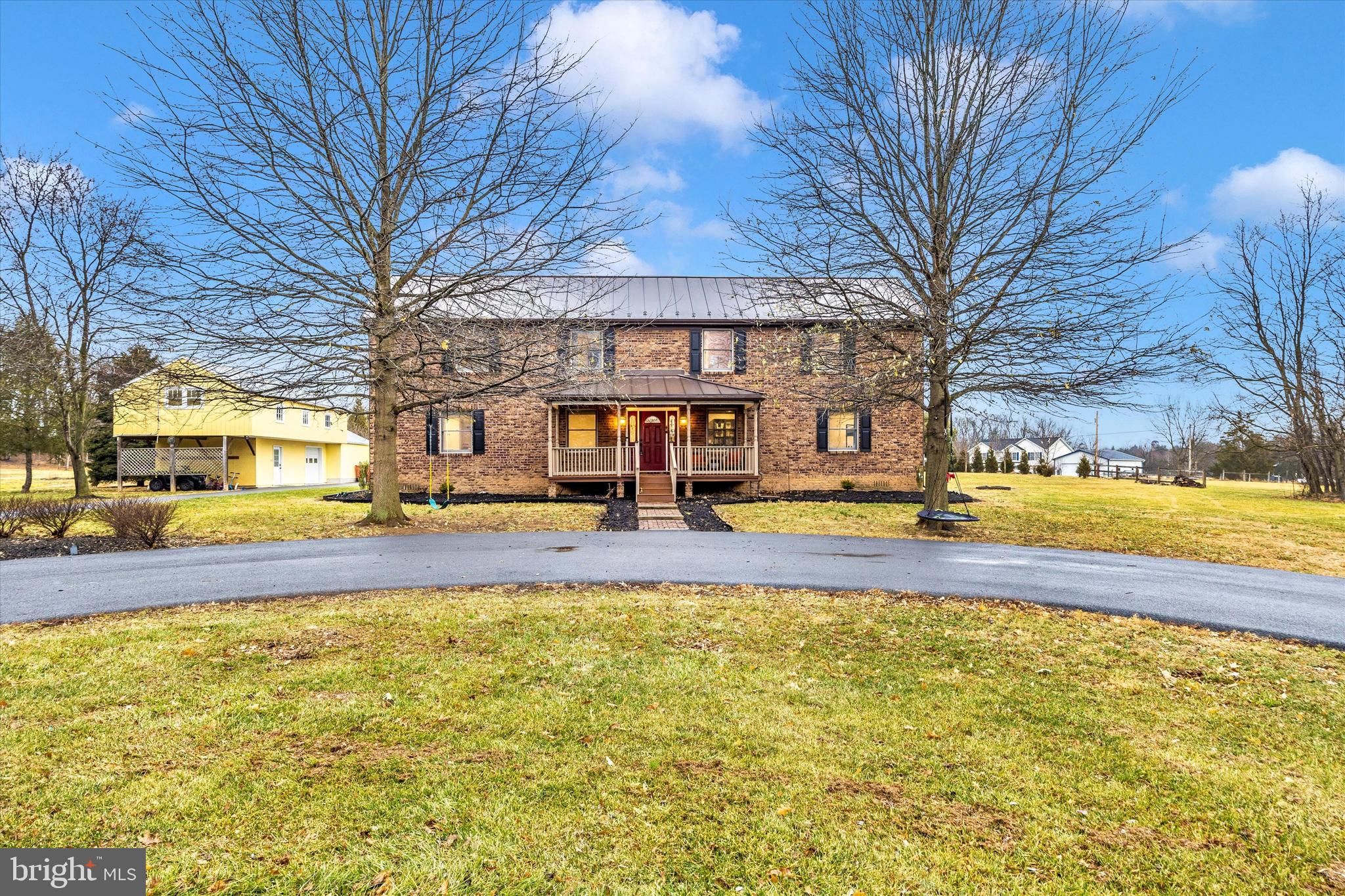 SWAN POND - Residential