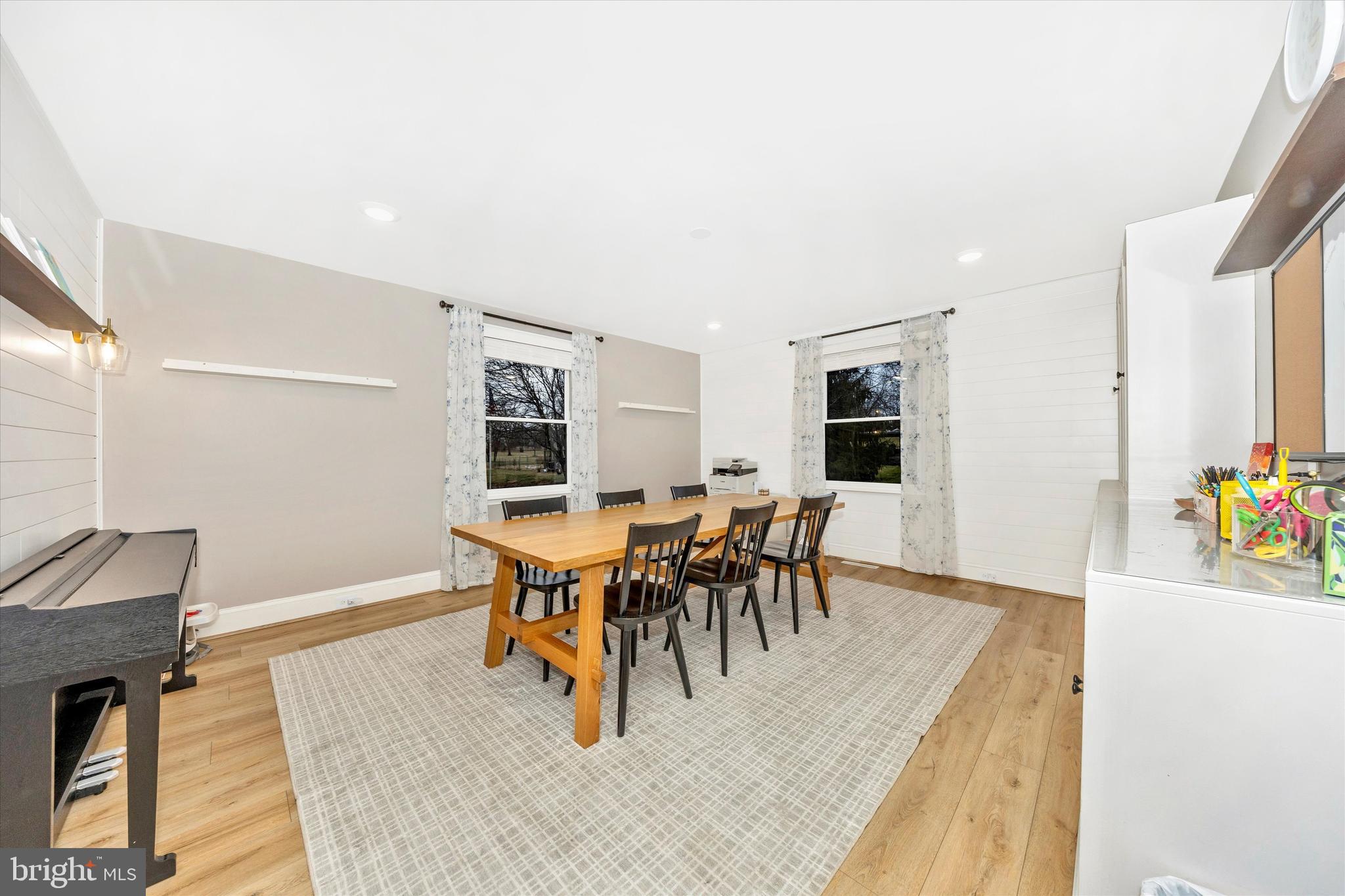 SWAN POND - Residential