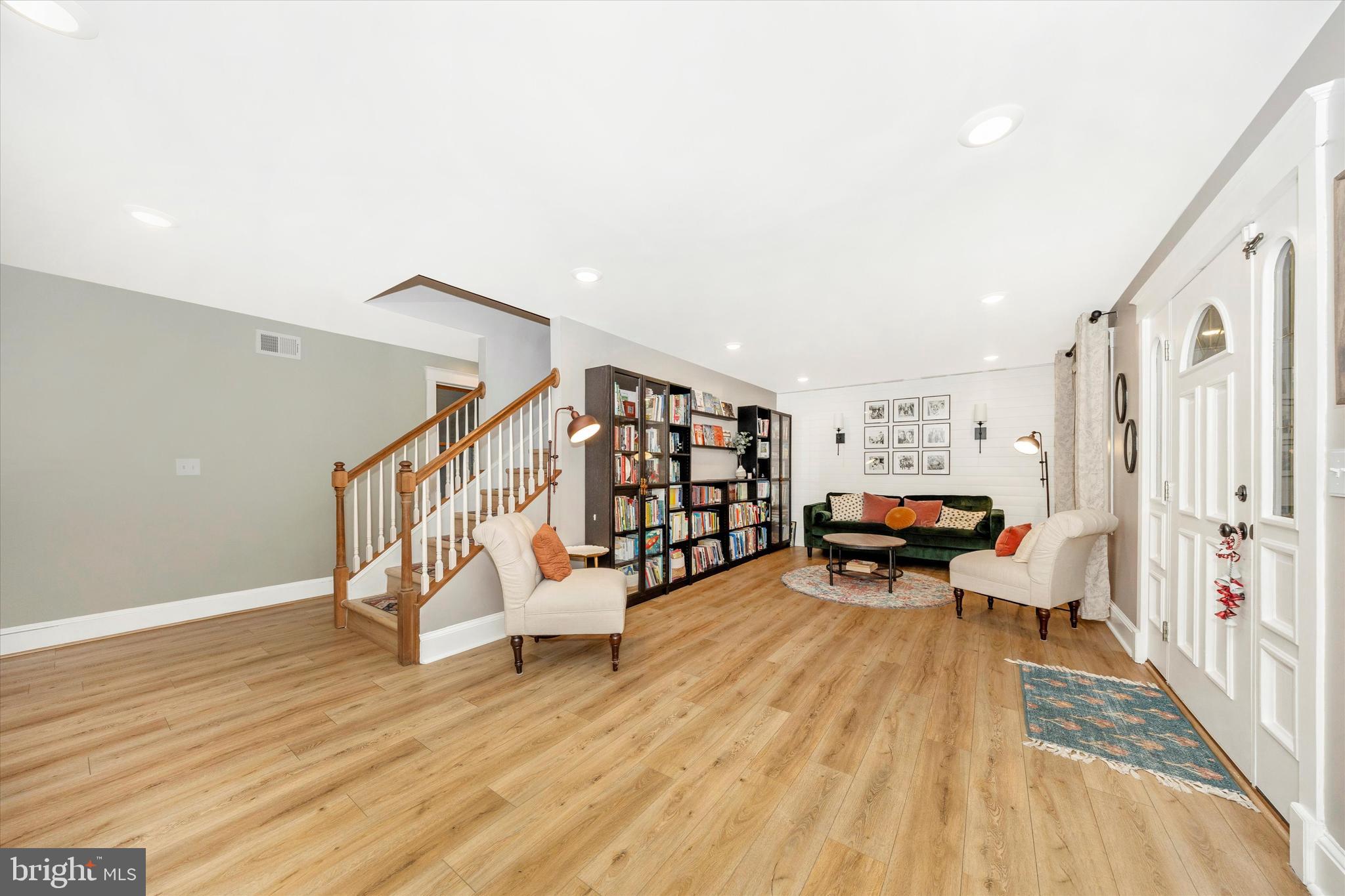 SWAN POND - Residential