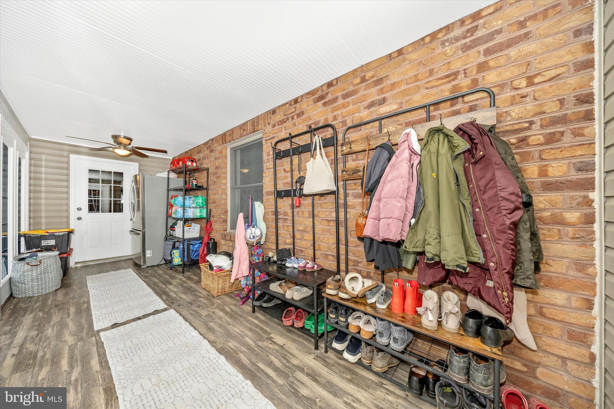 SWAN POND - Residential