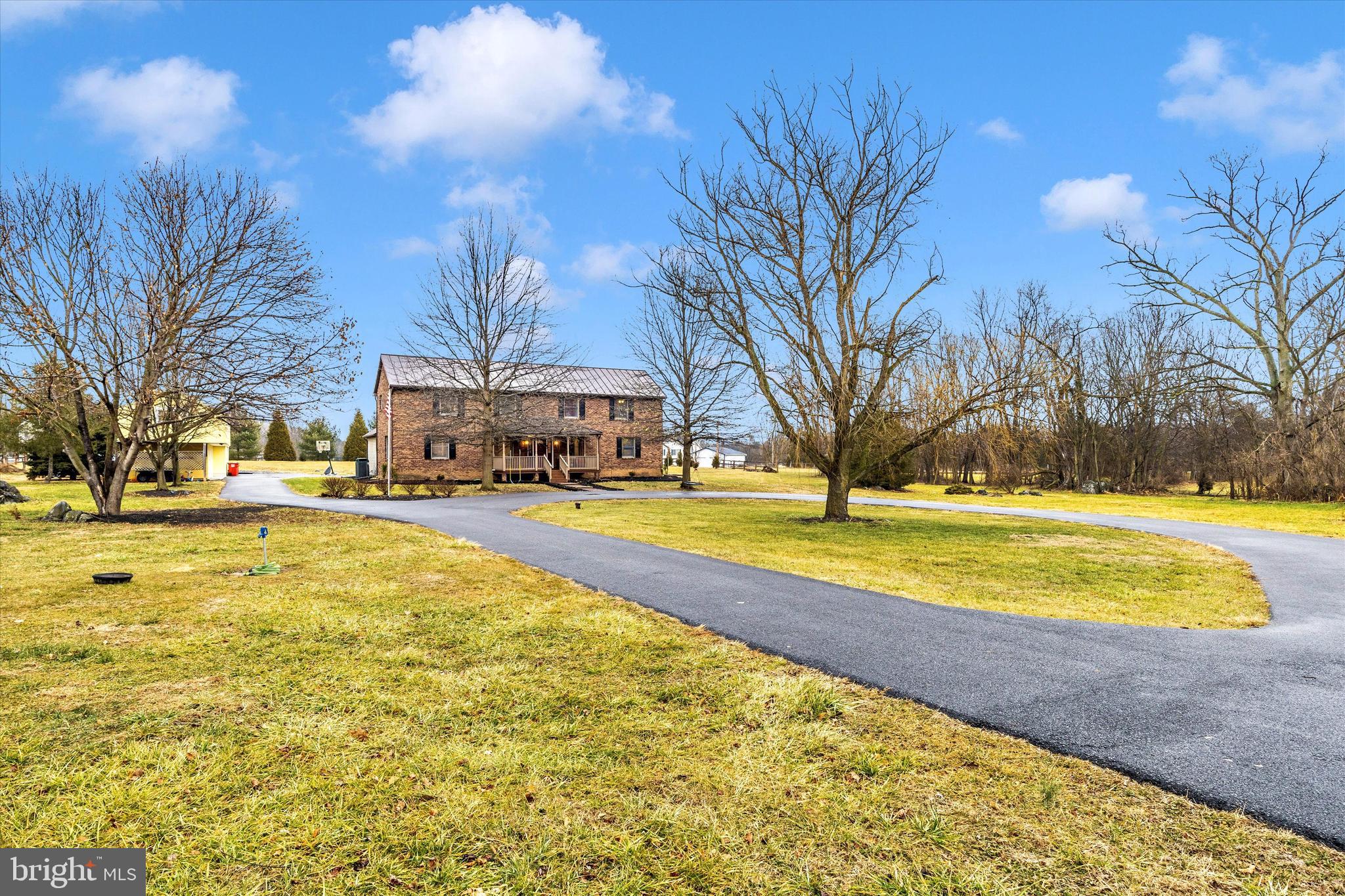 SWAN POND - Residential