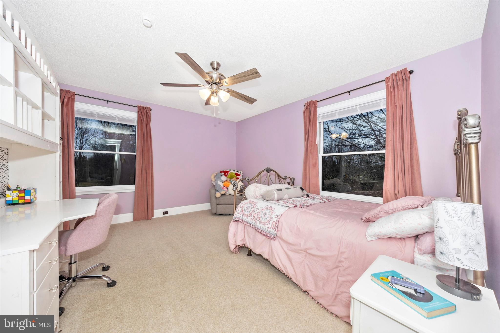 SWAN POND - Residential