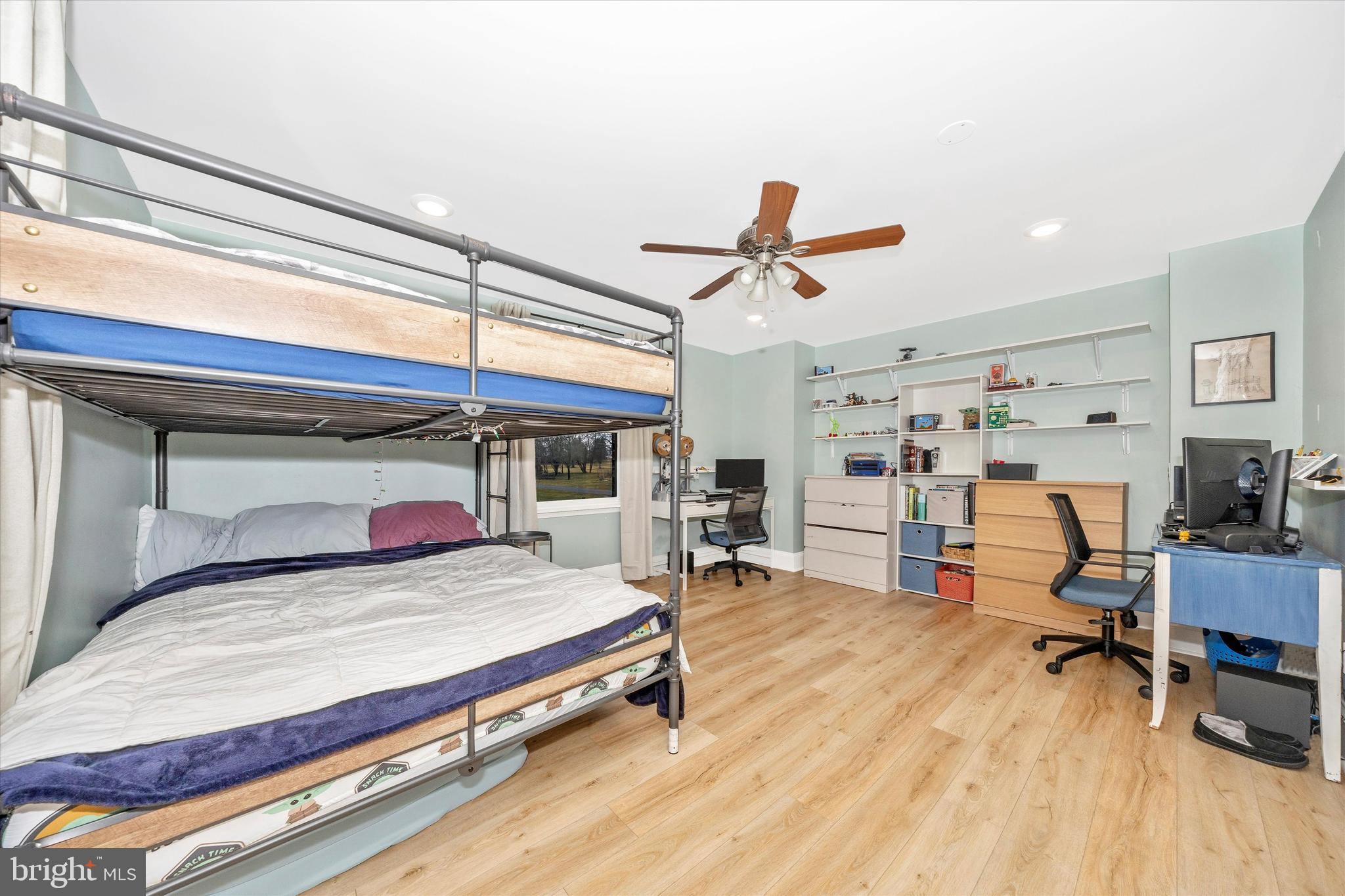 SWAN POND - Residential