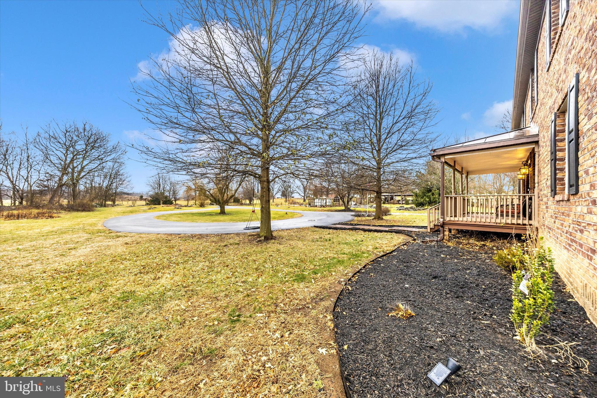 SWAN POND - Residential