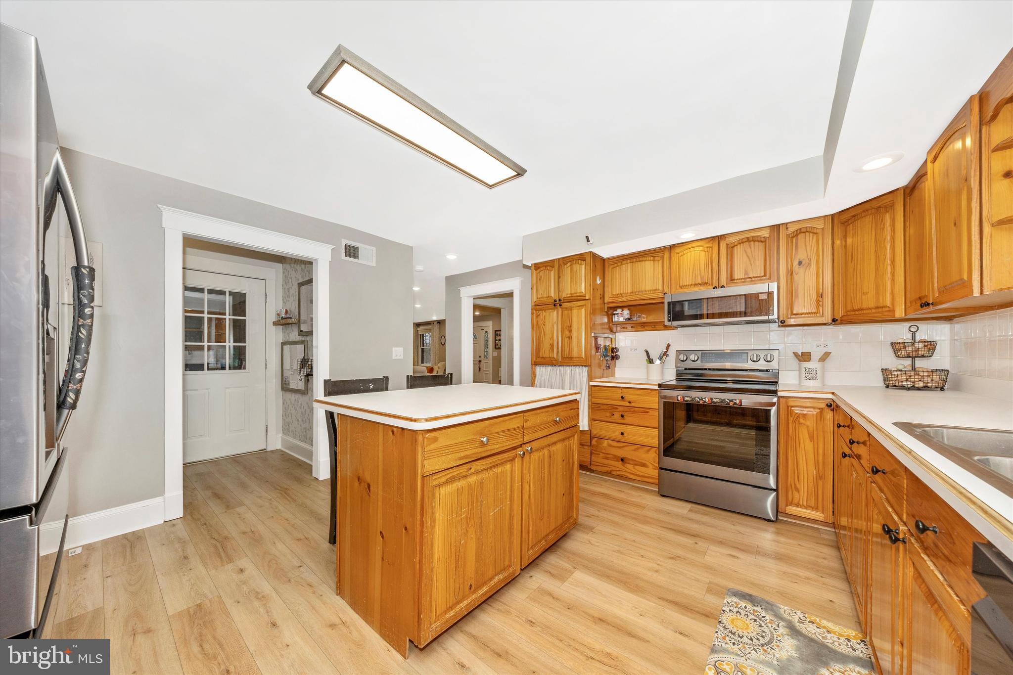 SWAN POND - Residential