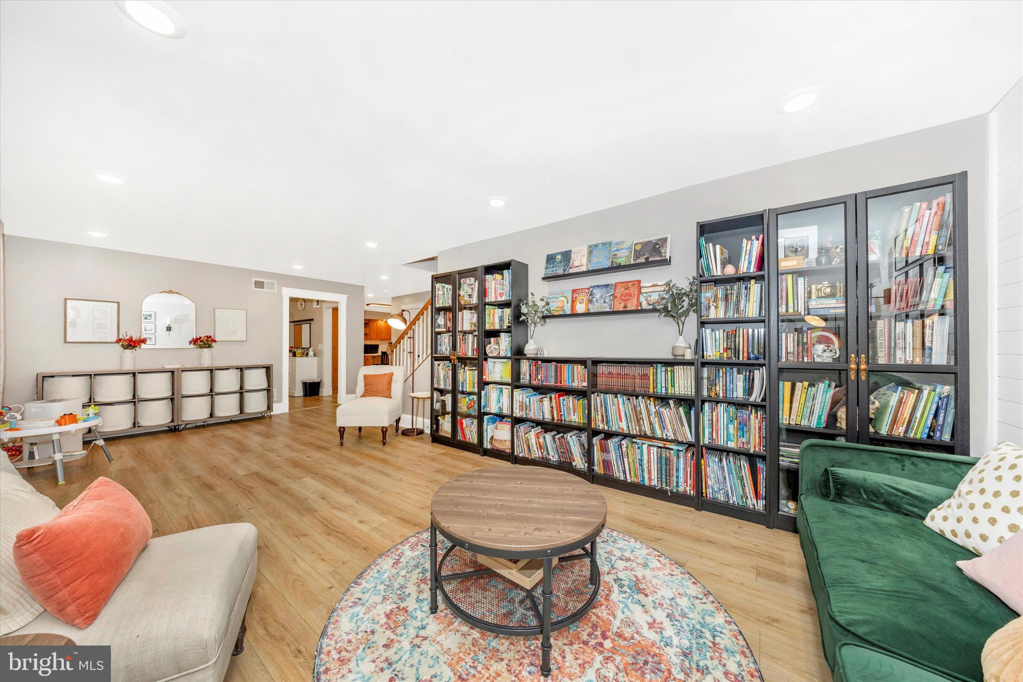 SWAN POND - Residential