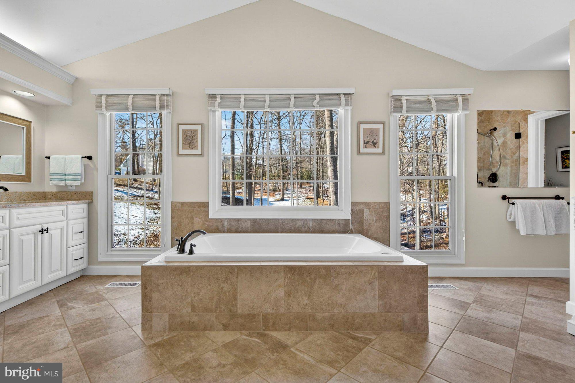 FAIRWINDS - Residential