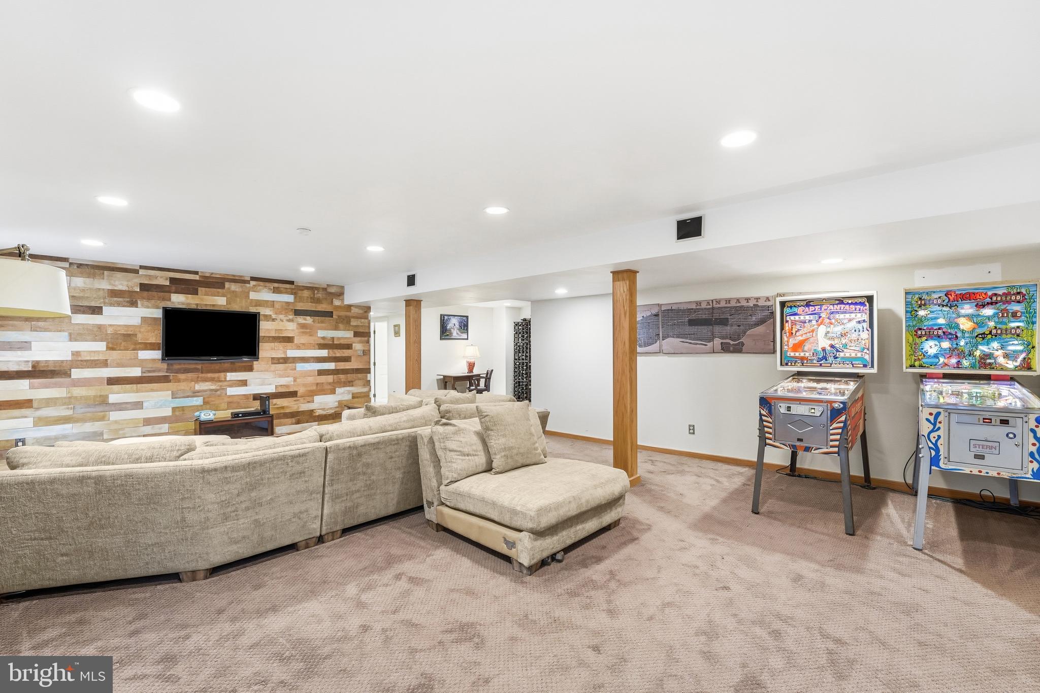 FOX RIDGE - Residential