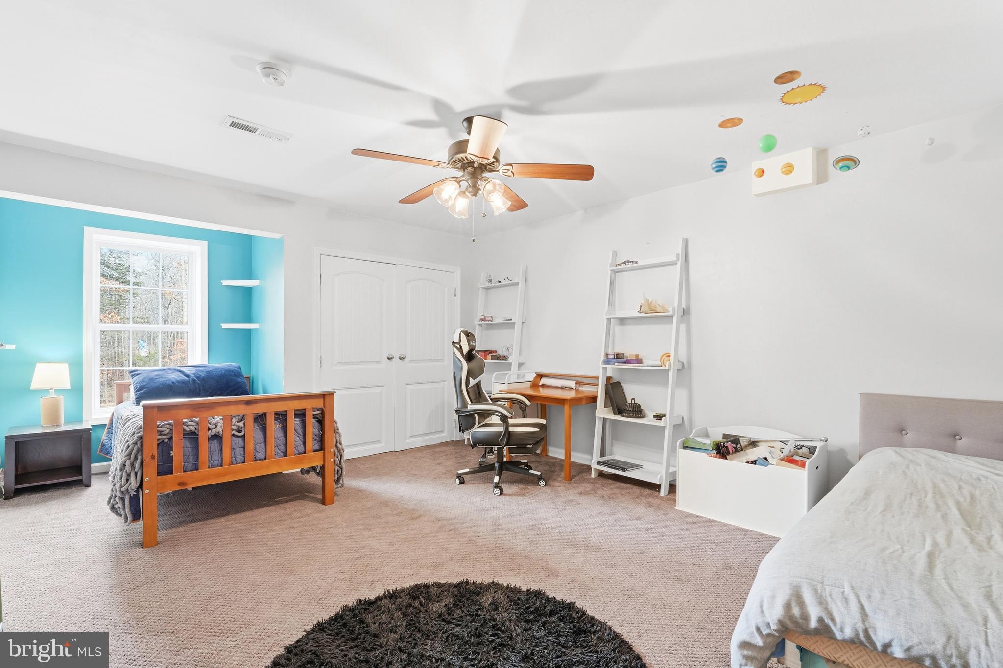 FOX RIDGE - Residential