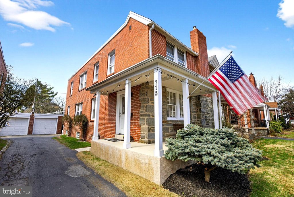 Photo of 712 Clarendon Road, DREXEL HILL, PA 19026 (MLS # PADE2111576)