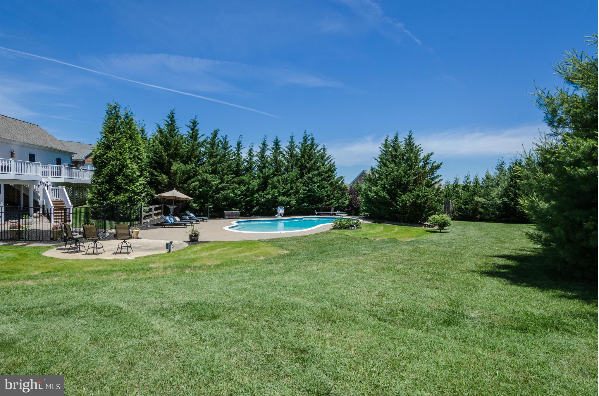 LONG FARM - Residential