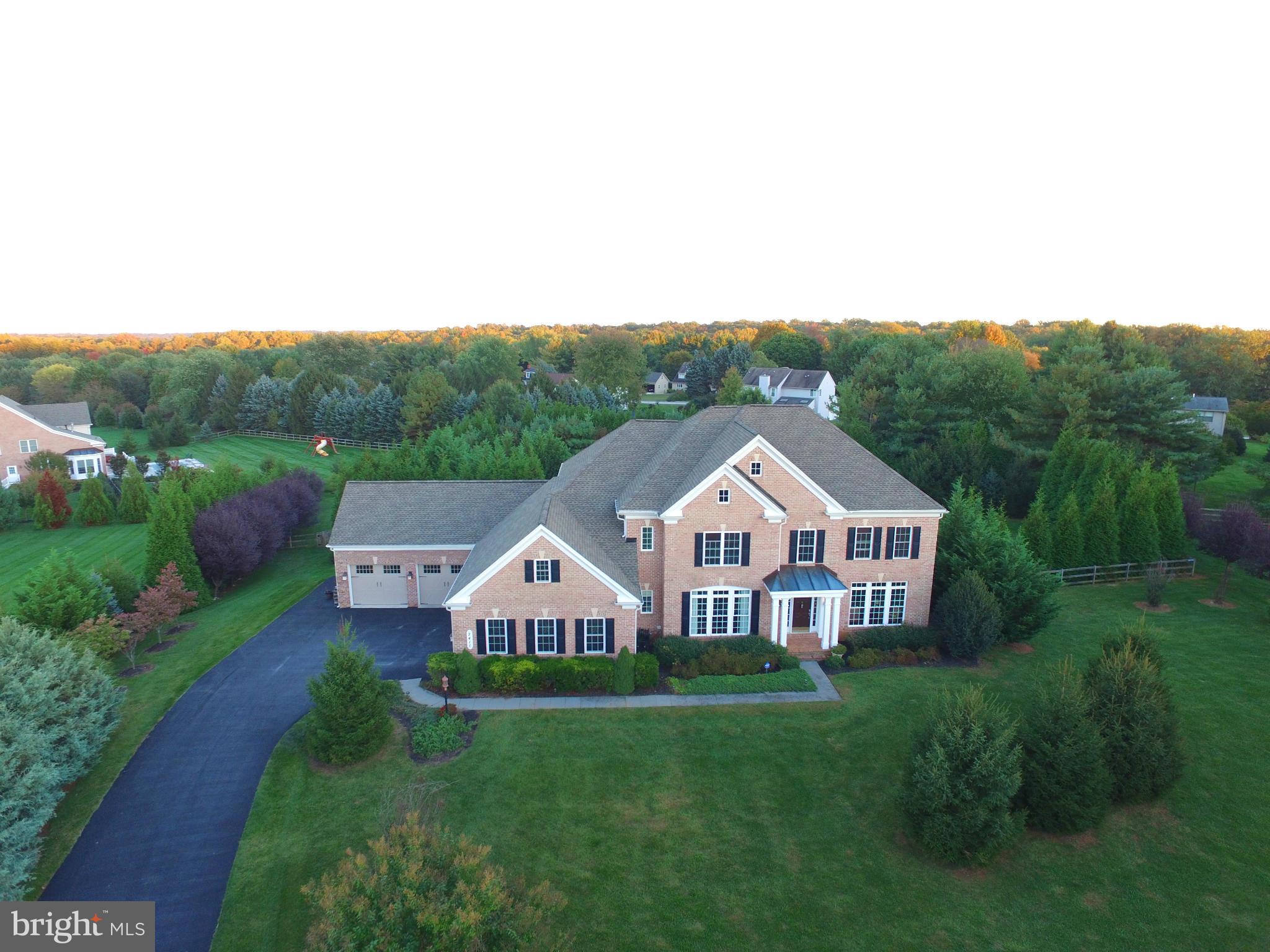 LONG FARM - Residential